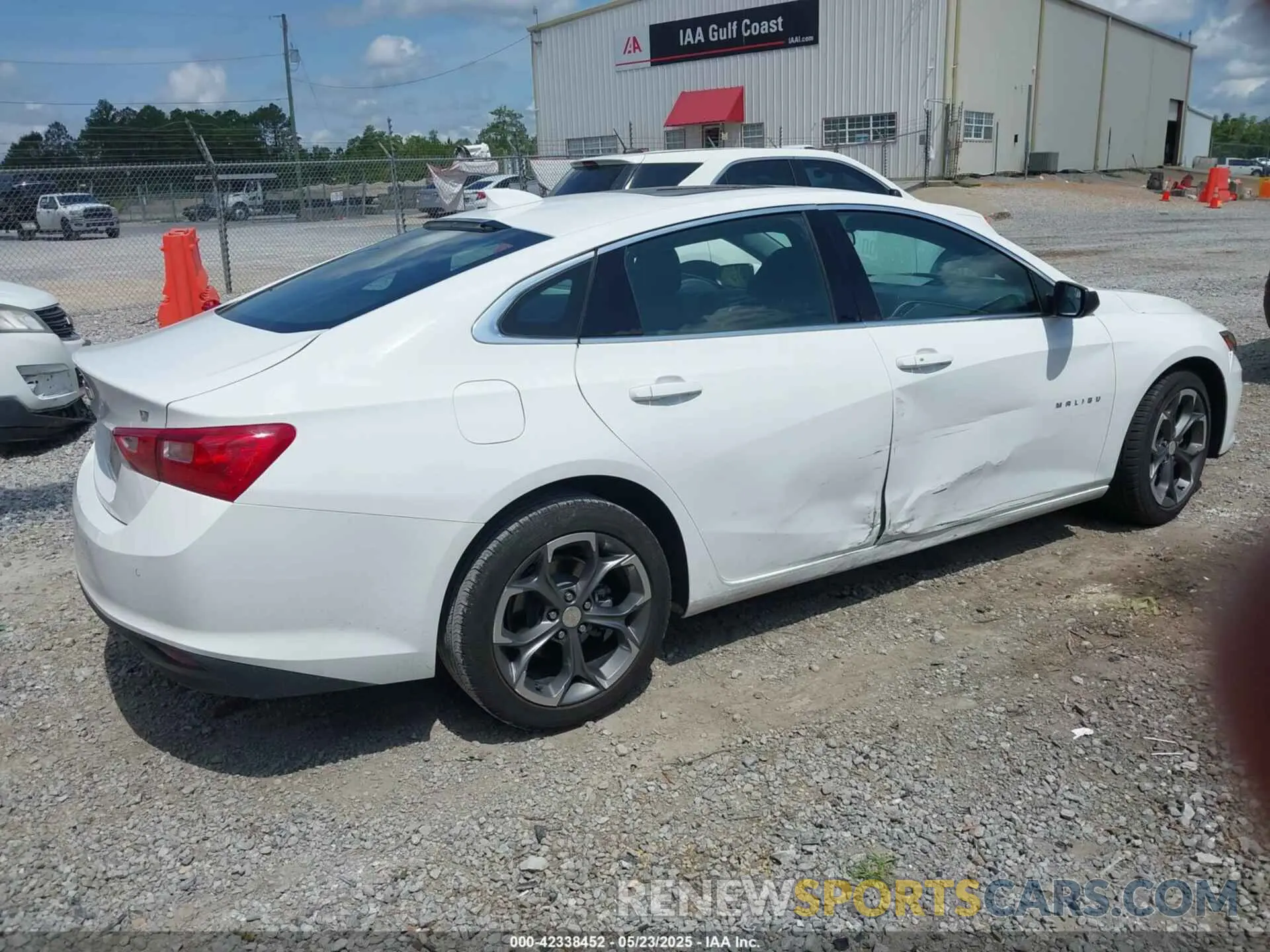 4 Photograph of a damaged car 1G1ZD5ST4RF130561 CHEVROLET MALIBU 2024