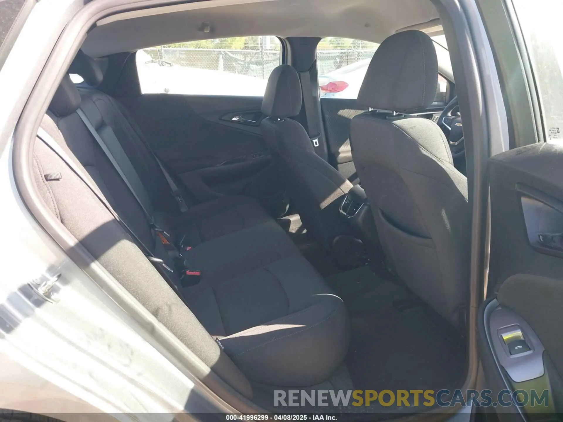 8 Photograph of a damaged car 1G1ZD5ST4RF146100 CHEVROLET MALIBU 2024