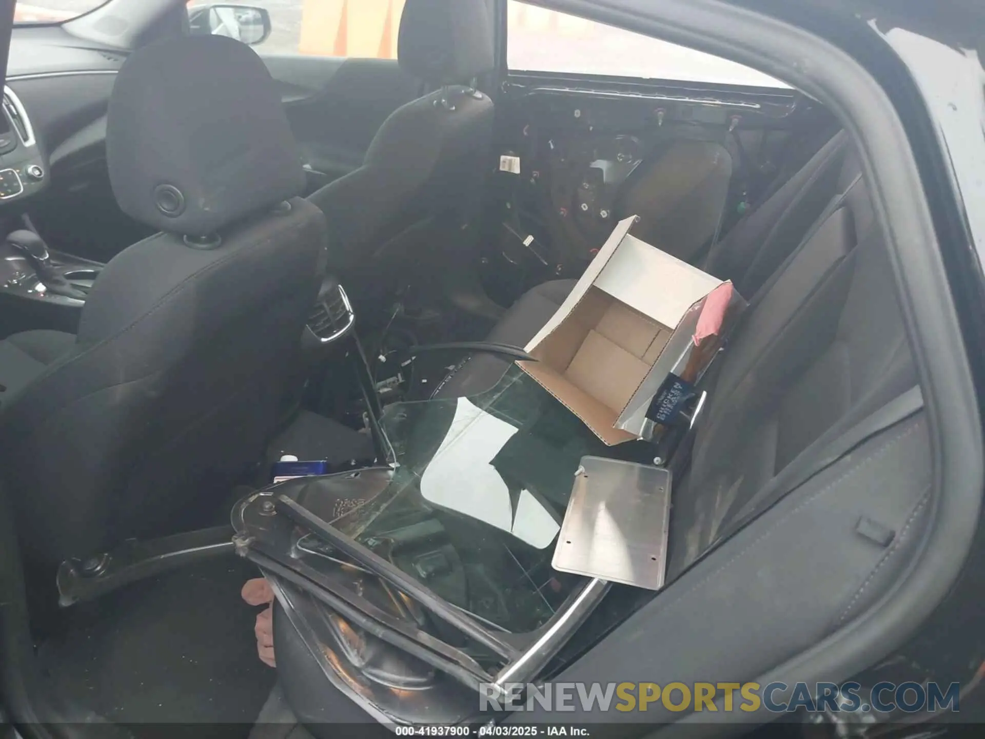 18 Photograph of a damaged car 1G1ZD5ST4RF185866 CHEVROLET MALIBU 2024