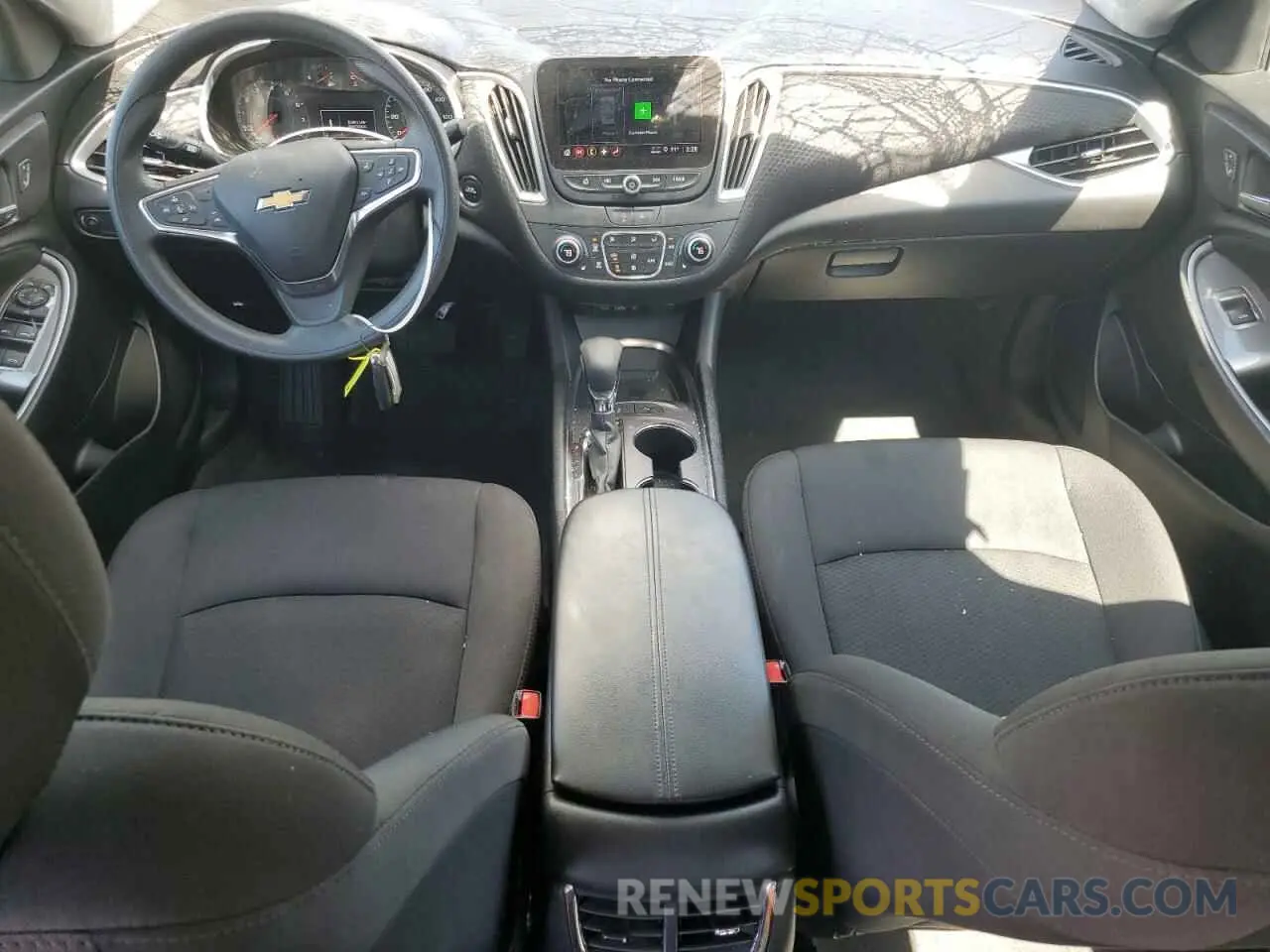 8 Photograph of a damaged car 1G1ZD5ST4RF209132 CHEVROLET MALIBU 2024