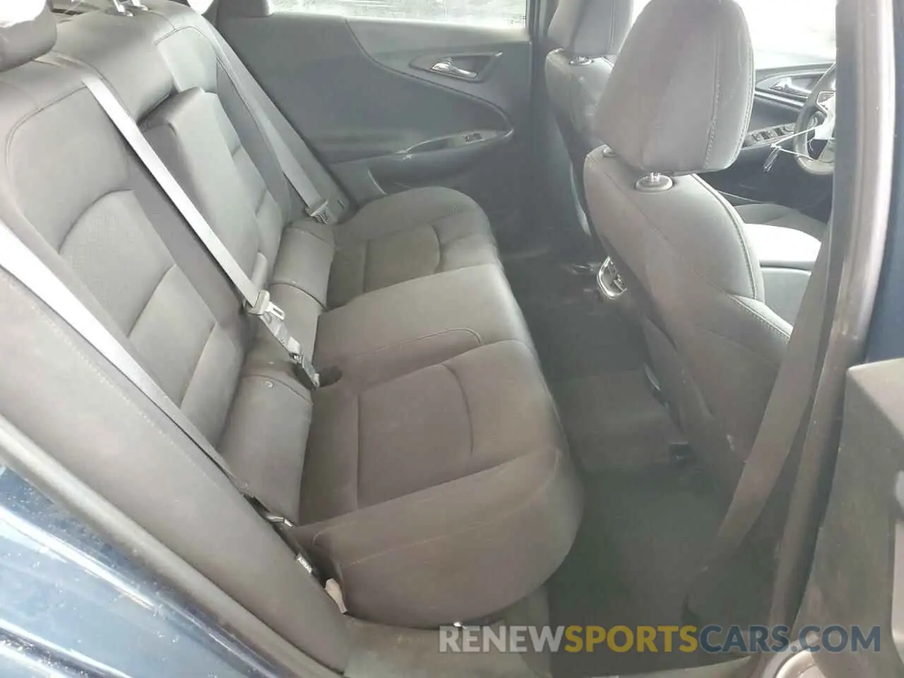 10 Photograph of a damaged car 1G1ZD5ST4RF213004 CHEVROLET MALIBU 2024
