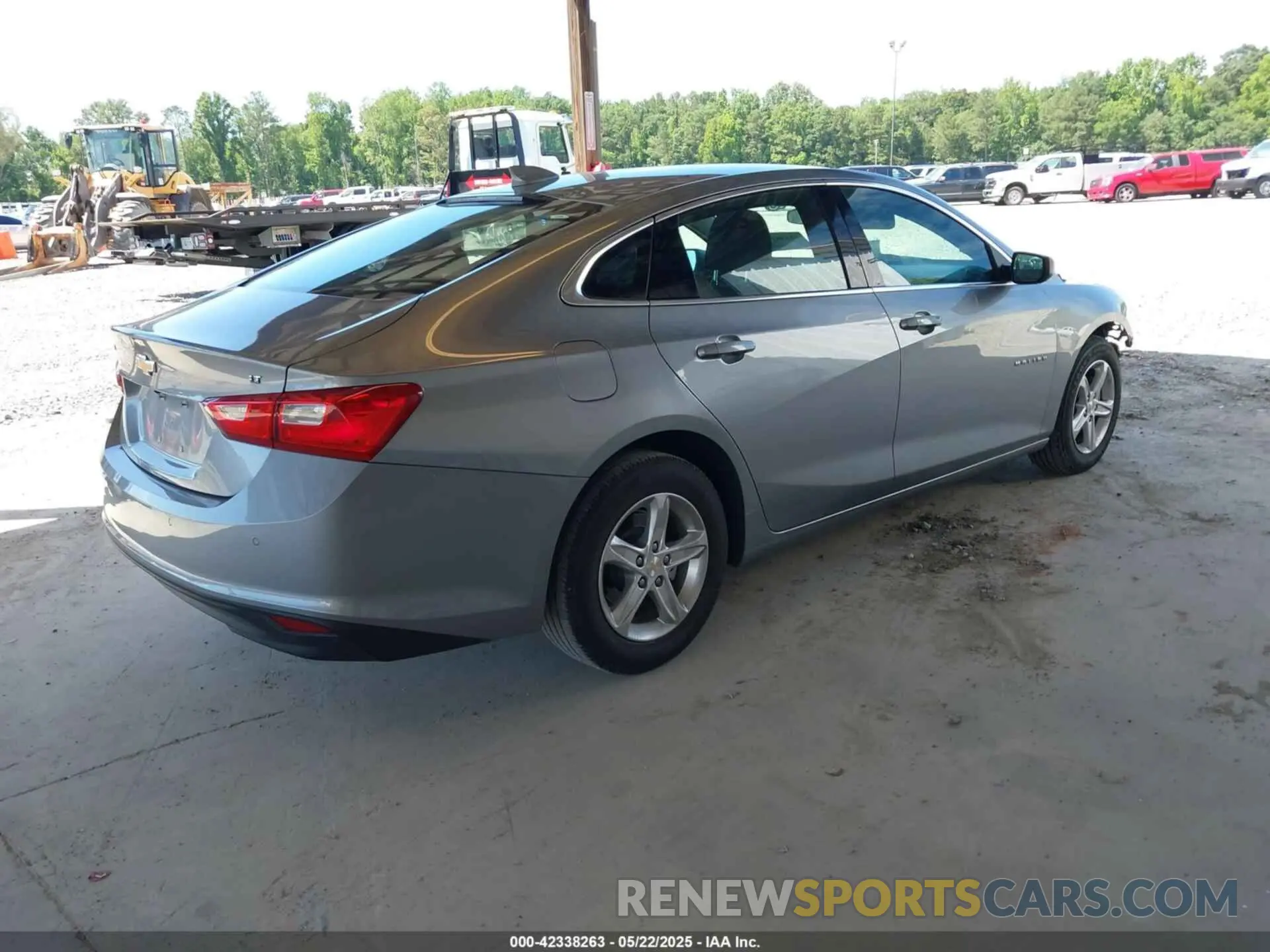 4 Photograph of a damaged car 1G1ZD5ST5RF126440 CHEVROLET MALIBU 2024