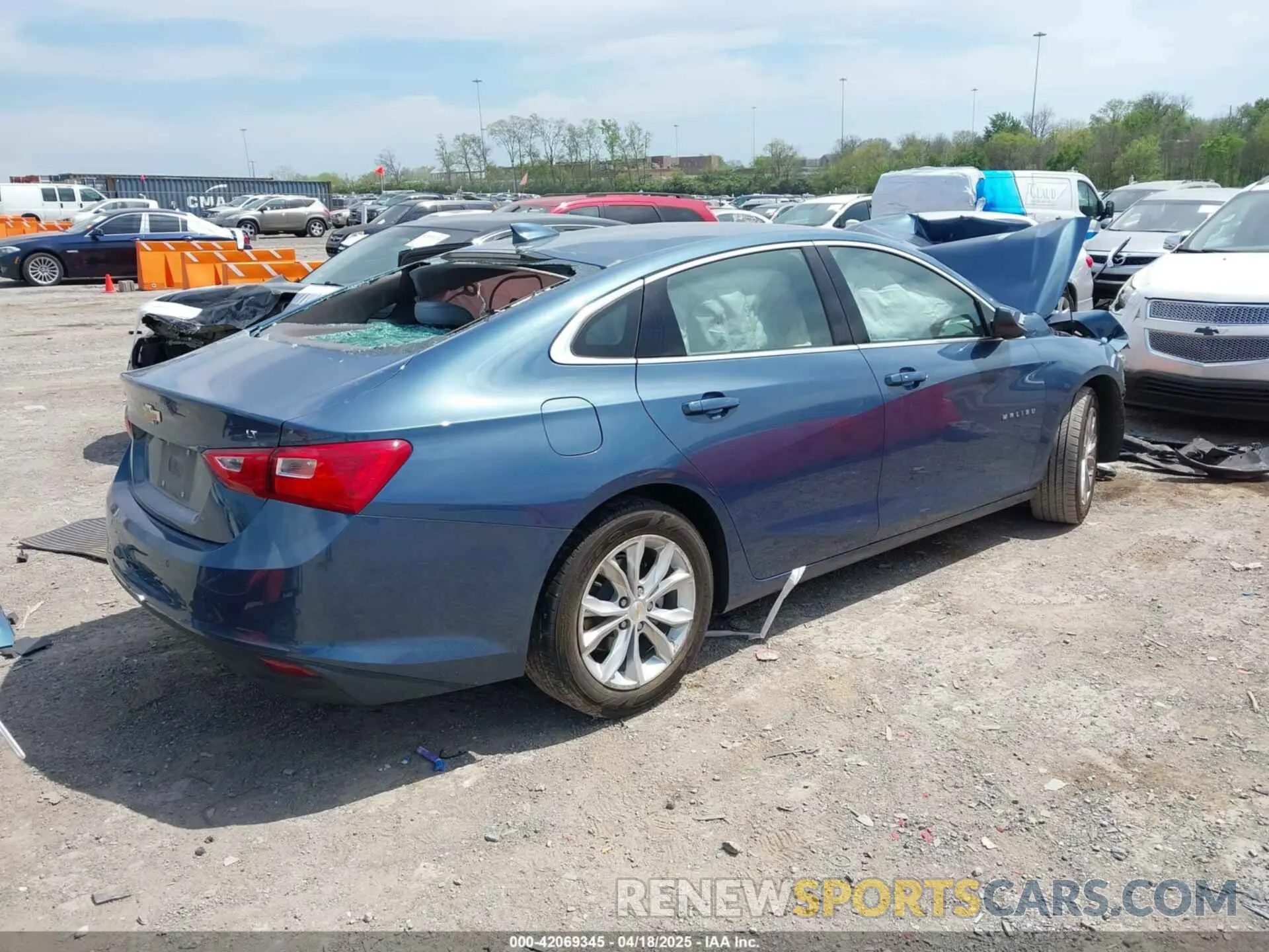 4 Photograph of a damaged car 1G1ZD5ST5RF133727 CHEVROLET MALIBU 2024