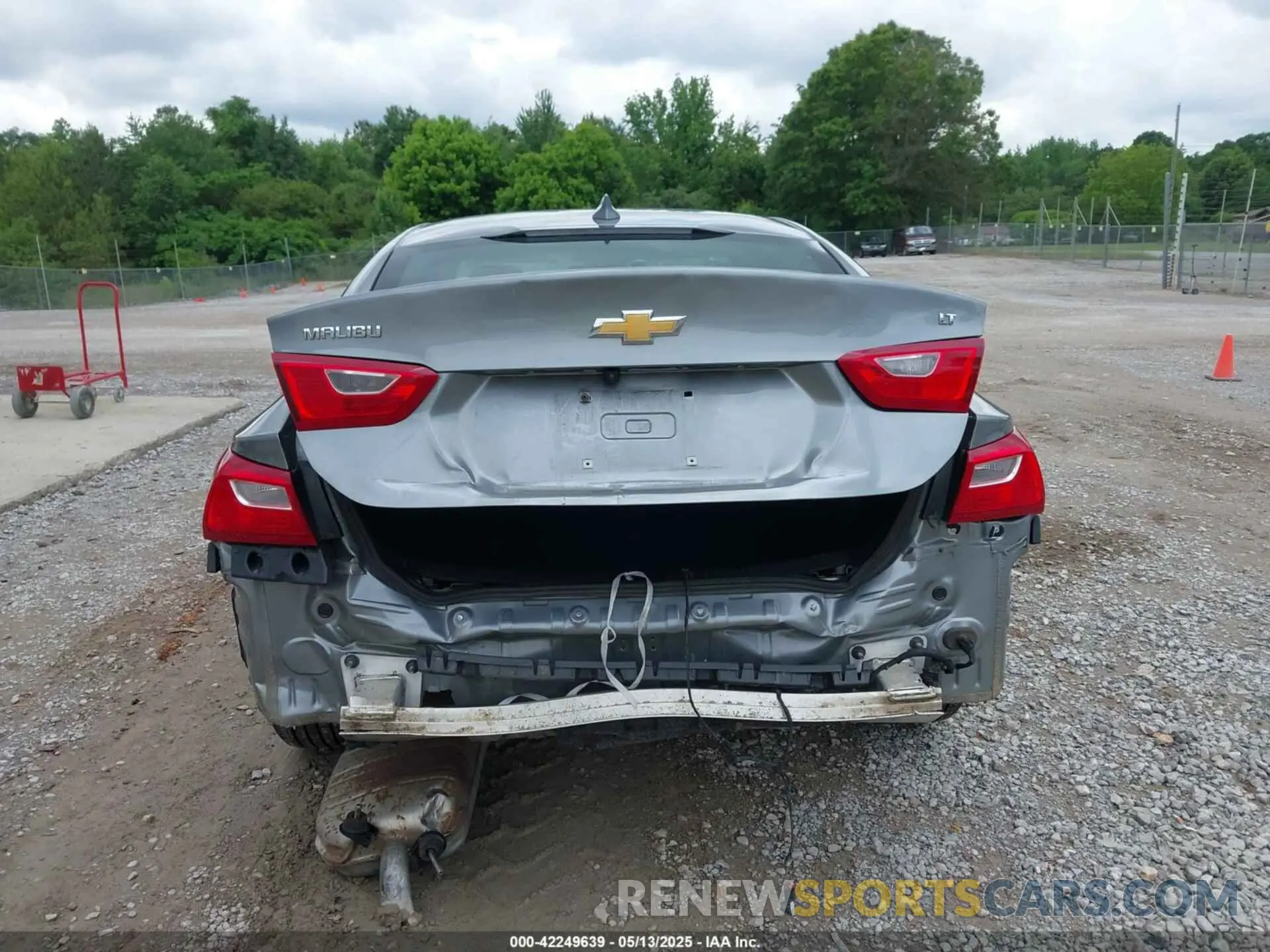 17 Photograph of a damaged car 1G1ZD5ST5RF153721 CHEVROLET MALIBU 2024