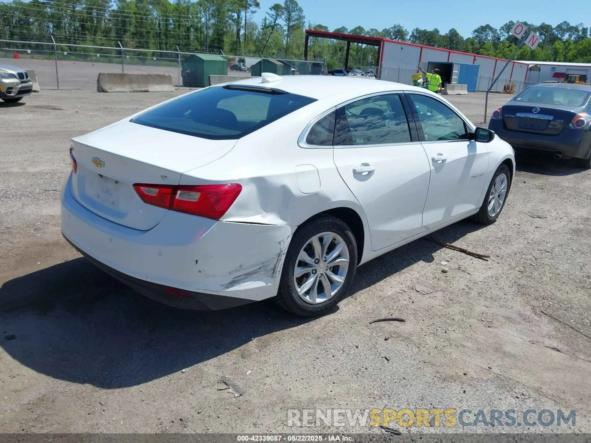 4 Photograph of a damaged car 1G1ZD5ST5RF176173 CHEVROLET MALIBU 2024
