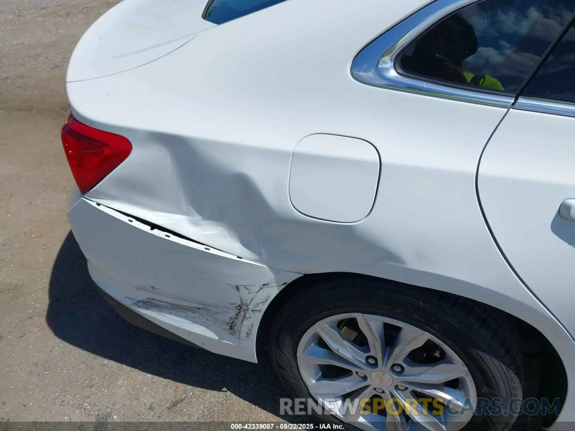 6 Photograph of a damaged car 1G1ZD5ST5RF176173 CHEVROLET MALIBU 2024