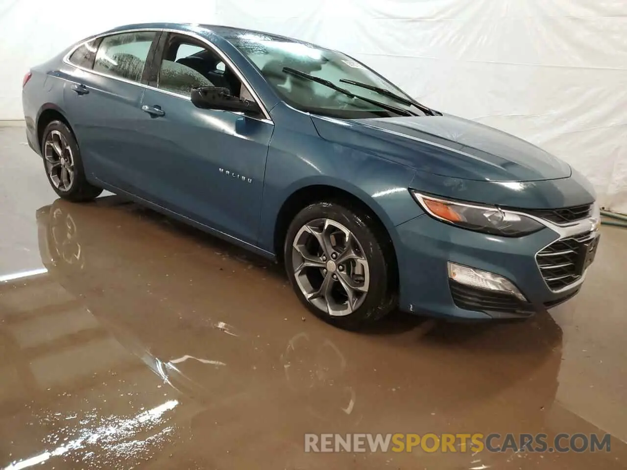 4 Photograph of a damaged car 1G1ZD5ST5RF242009 CHEVROLET MALIBU 2024