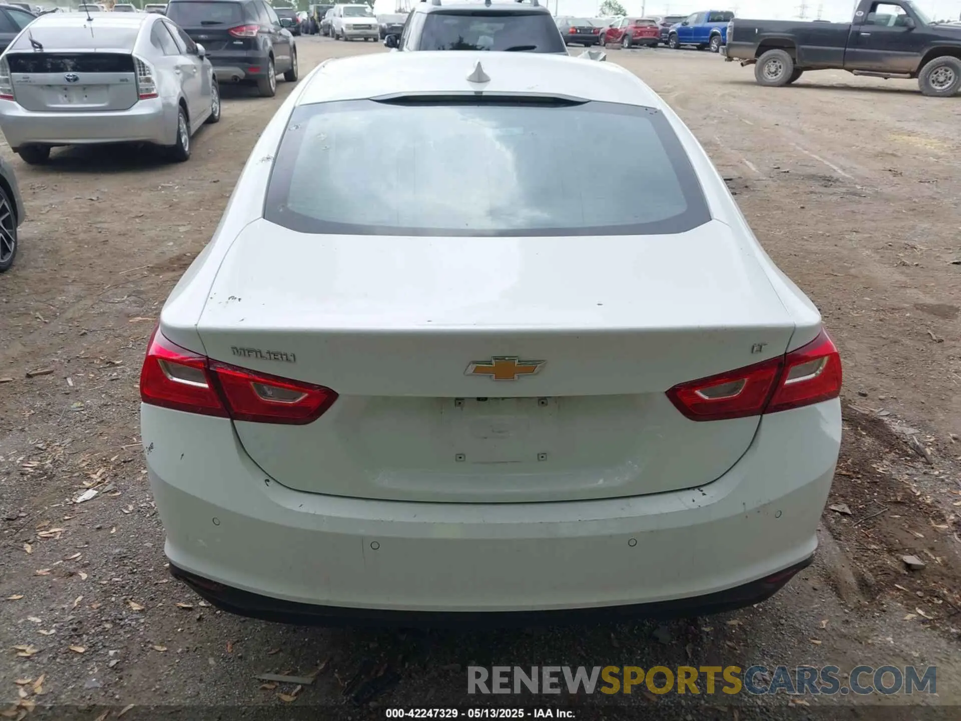 16 Photograph of a damaged car 1G1ZD5ST6RF114846 CHEVROLET MALIBU 2024