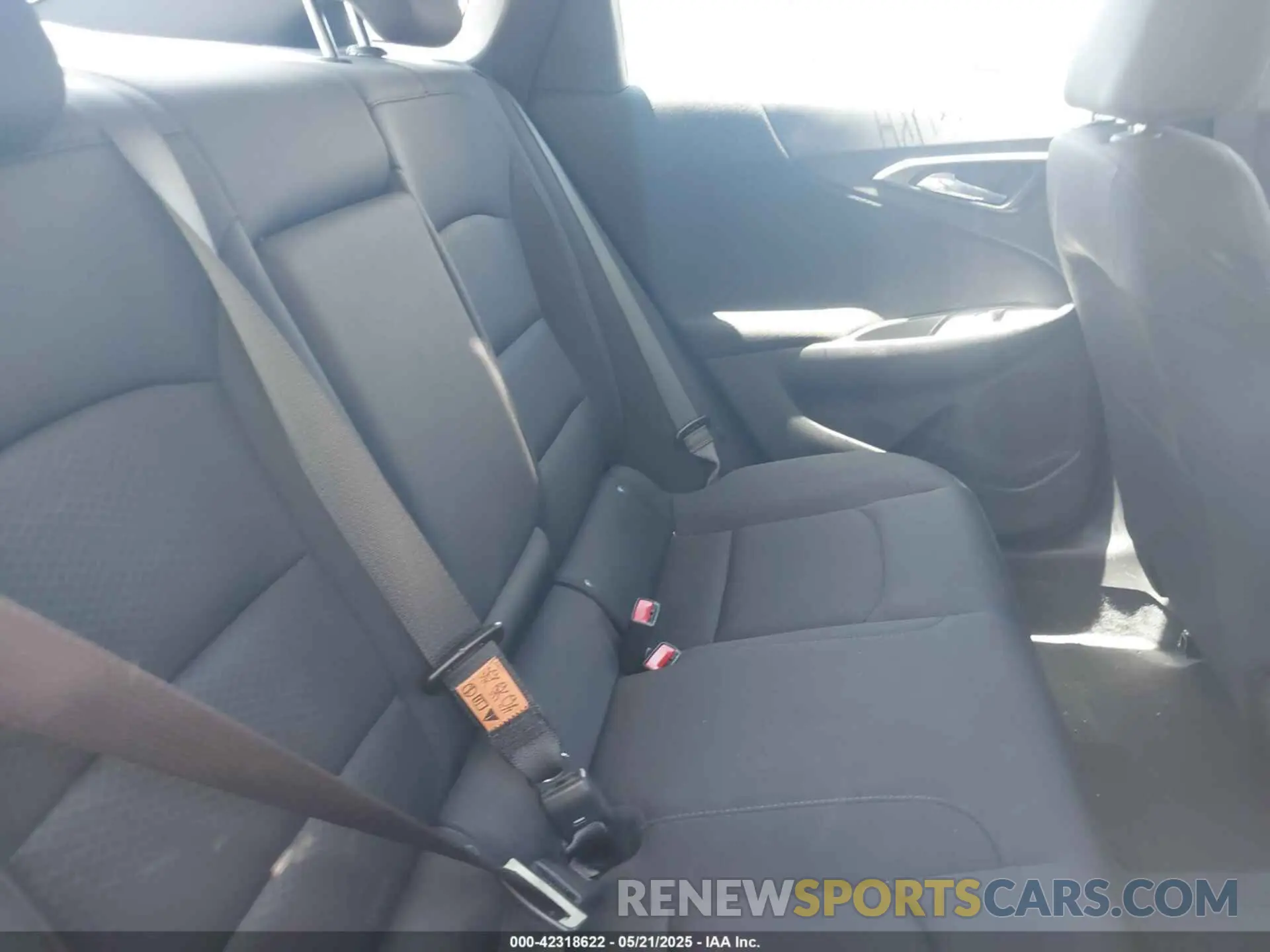 8 Photograph of a damaged car 1G1ZD5ST6RF167353 CHEVROLET MALIBU 2024