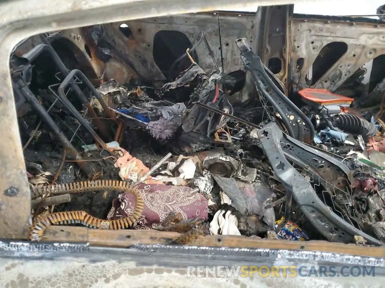 10 Photograph of a damaged car 1G1ZD5ST6RF169328 CHEVROLET MALIBU 2024
