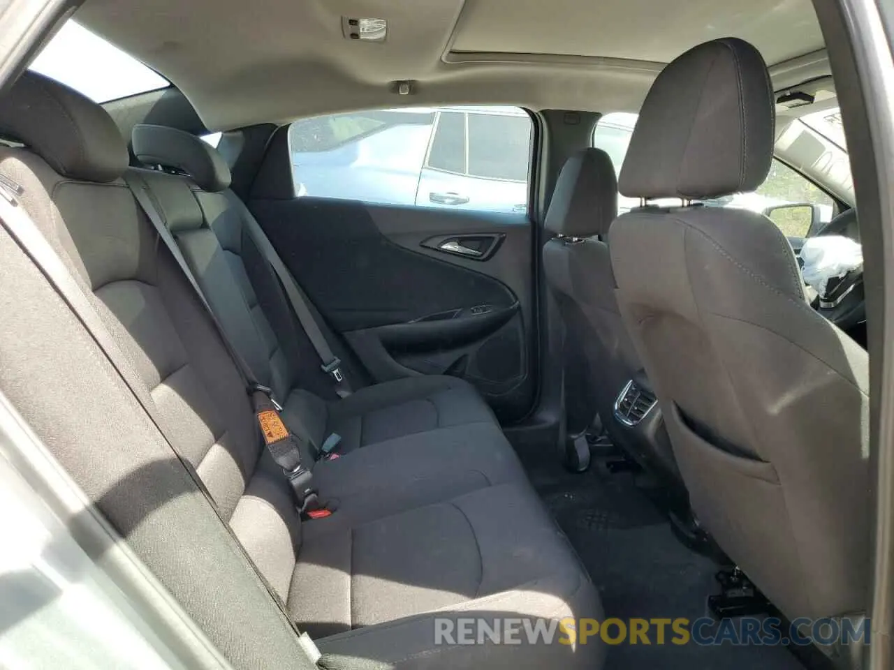 10 Photograph of a damaged car 1G1ZD5ST6RF179454 CHEVROLET MALIBU 2024