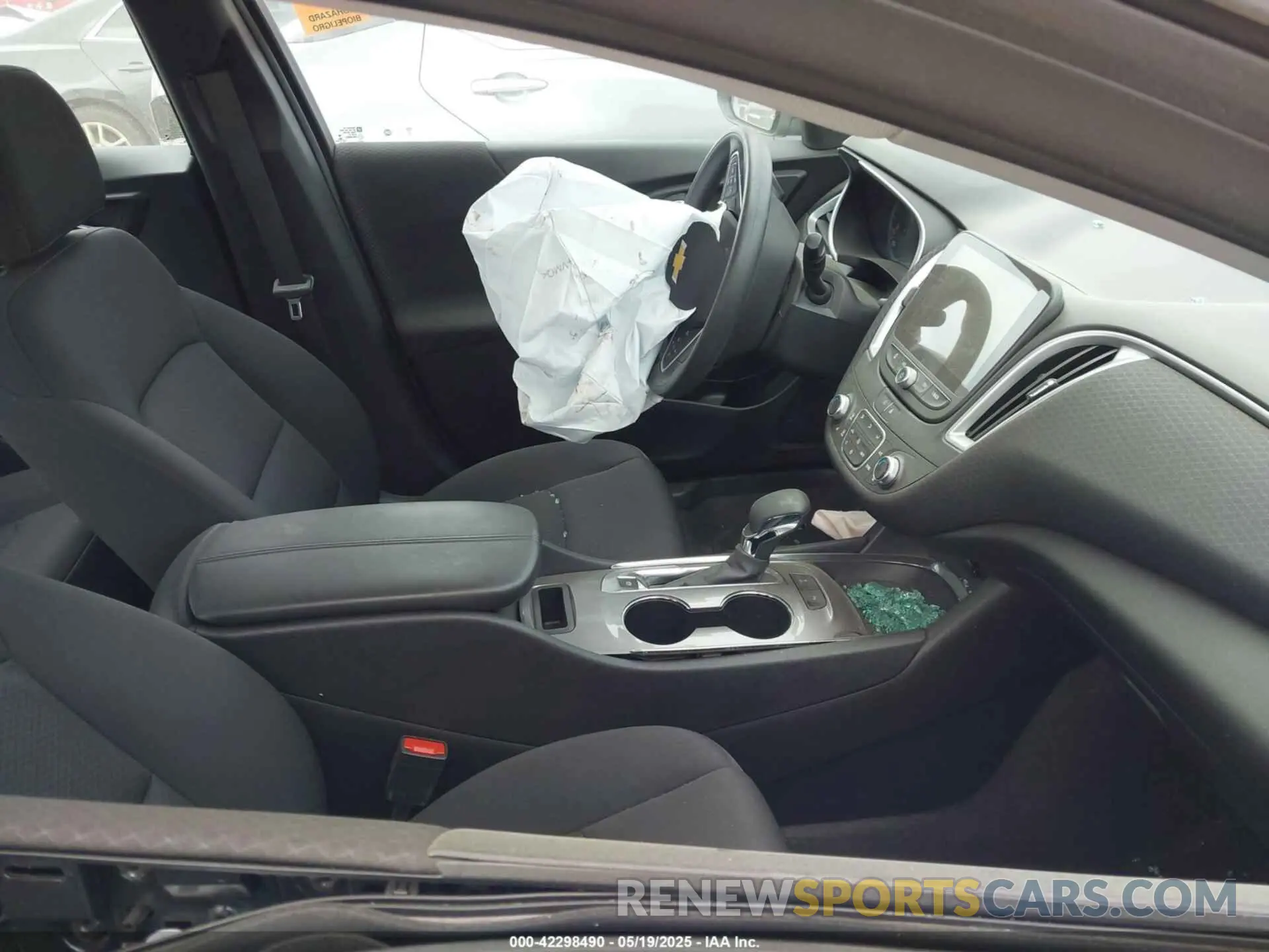 5 Photograph of a damaged car 1G1ZD5ST6RF203431 CHEVROLET MALIBU 2024