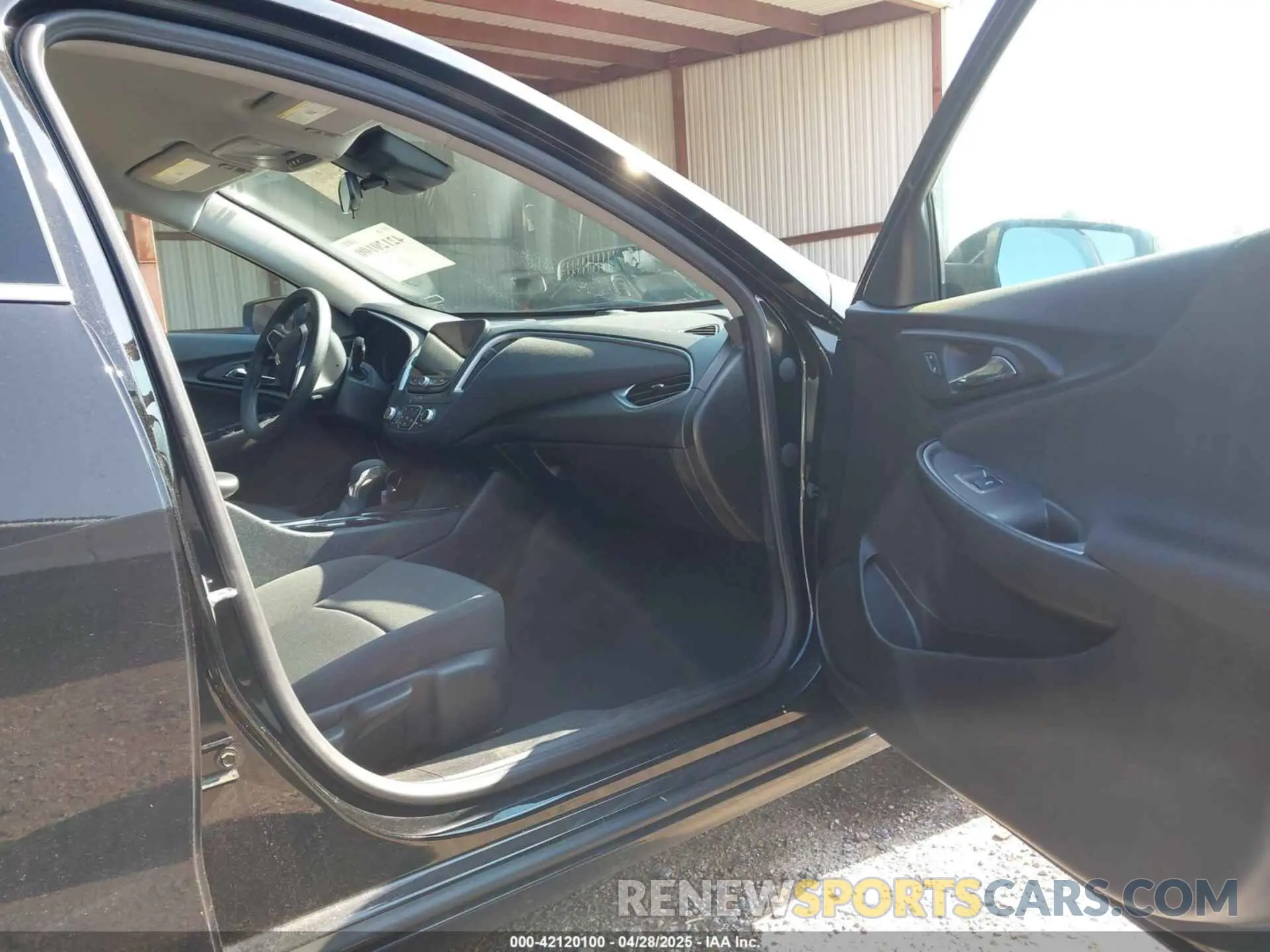 5 Photograph of a damaged car 1G1ZD5ST6RF225736 CHEVROLET MALIBU 2024