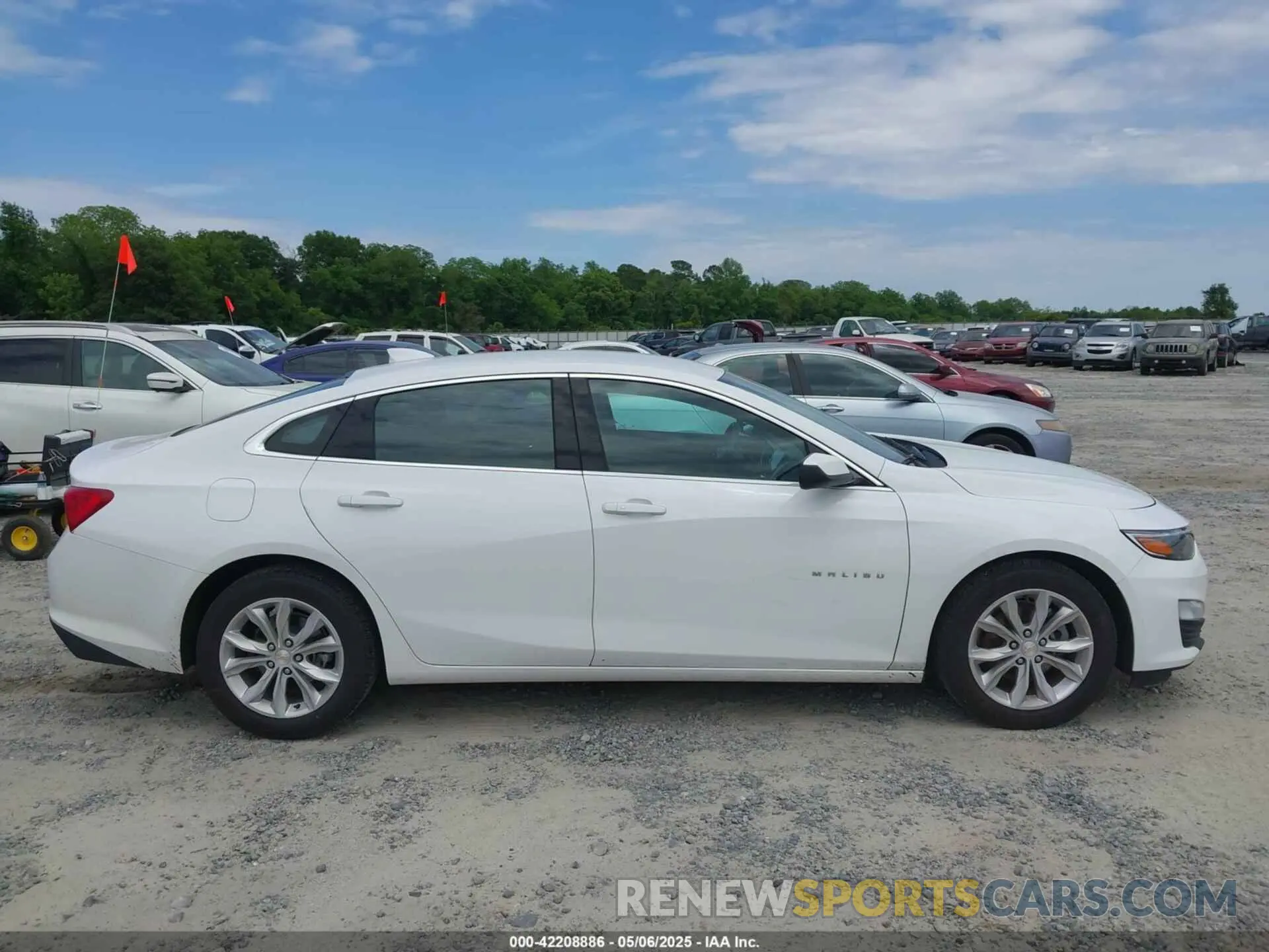 13 Photograph of a damaged car 1G1ZD5ST7RF105489 CHEVROLET MALIBU 2024
