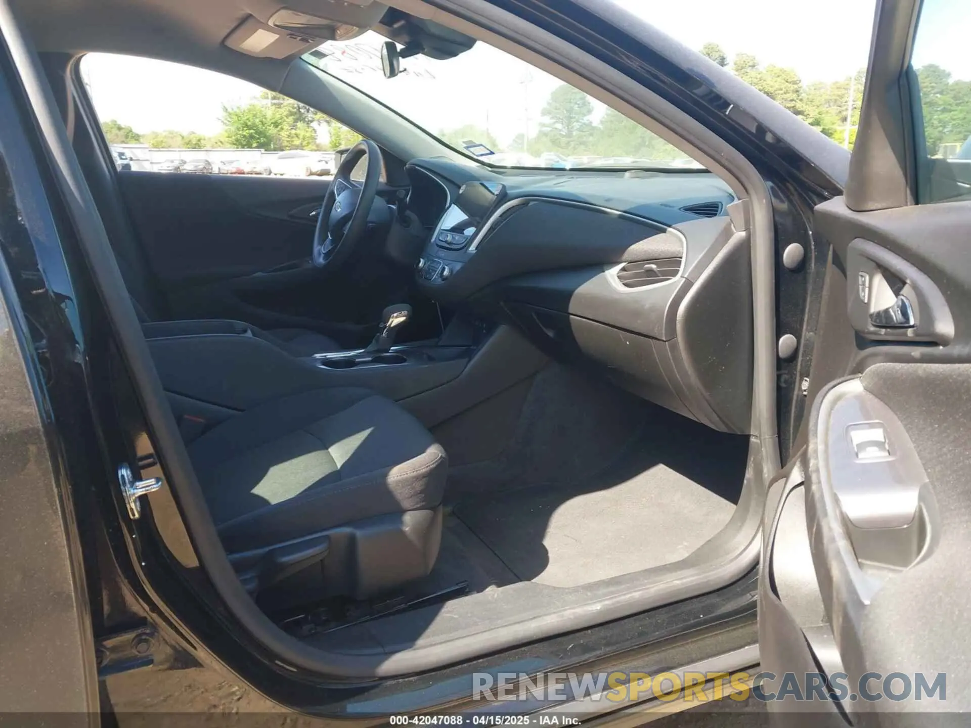 5 Photograph of a damaged car 1G1ZD5ST7RF129677 CHEVROLET MALIBU 2024