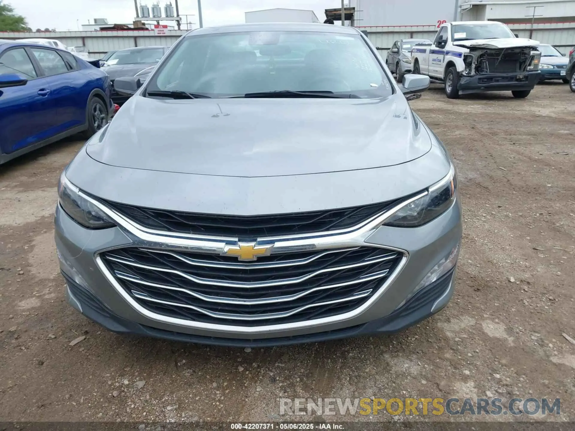 12 Photograph of a damaged car 1G1ZD5ST8RF112256 CHEVROLET MALIBU 2024