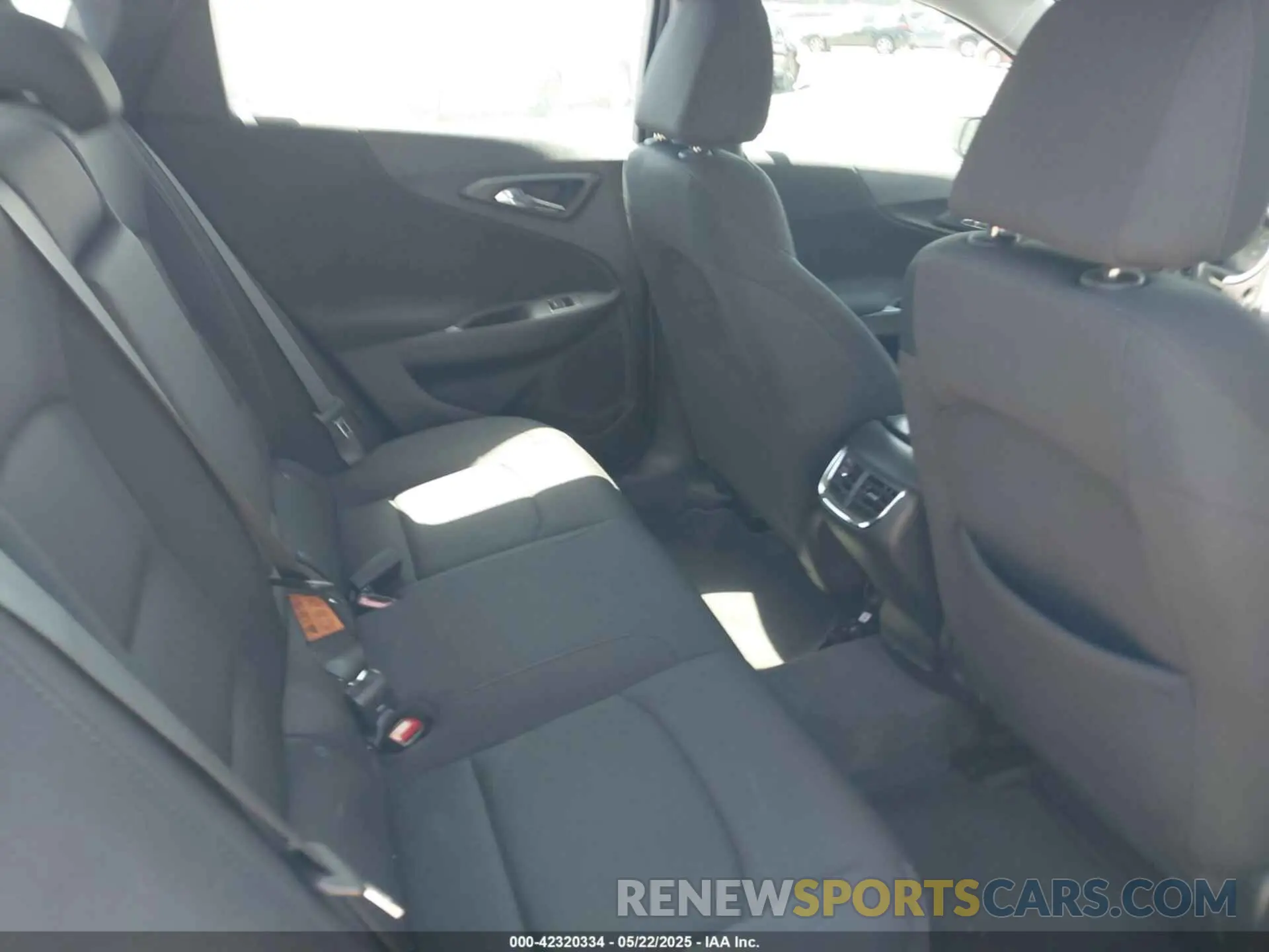 8 Photograph of a damaged car 1G1ZD5ST8RF164518 CHEVROLET MALIBU 2024
