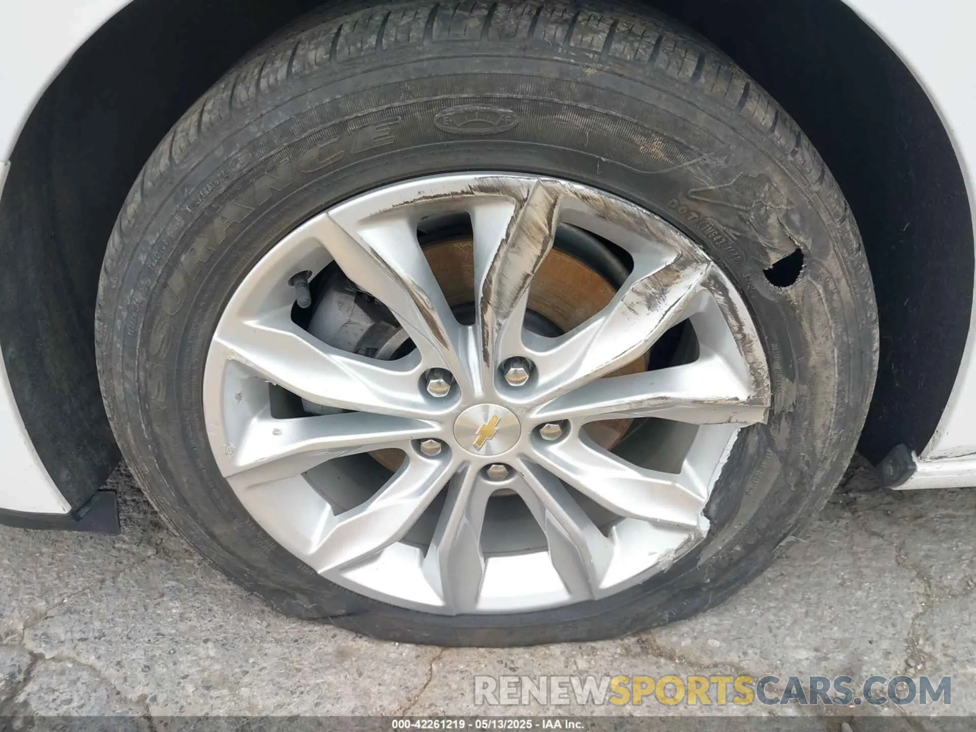 19 Photograph of a damaged car 1G1ZD5ST9RF127736 CHEVROLET MALIBU 2024