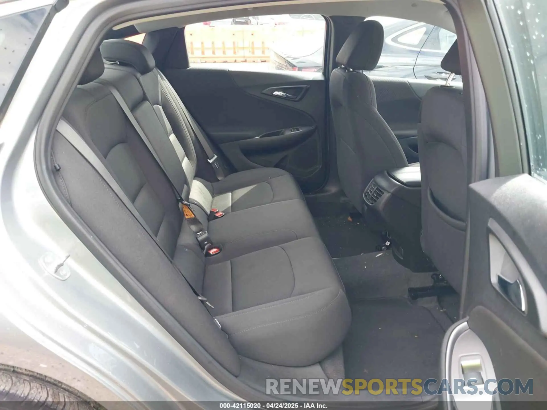 8 Photograph of a damaged car 1G1ZD5ST9RF161255 CHEVROLET MALIBU 2024