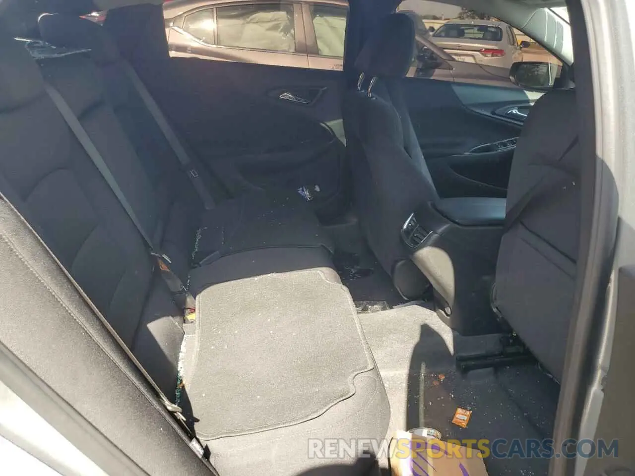 10 Photograph of a damaged car 1G1ZD5ST9RF173020 CHEVROLET MALIBU 2024