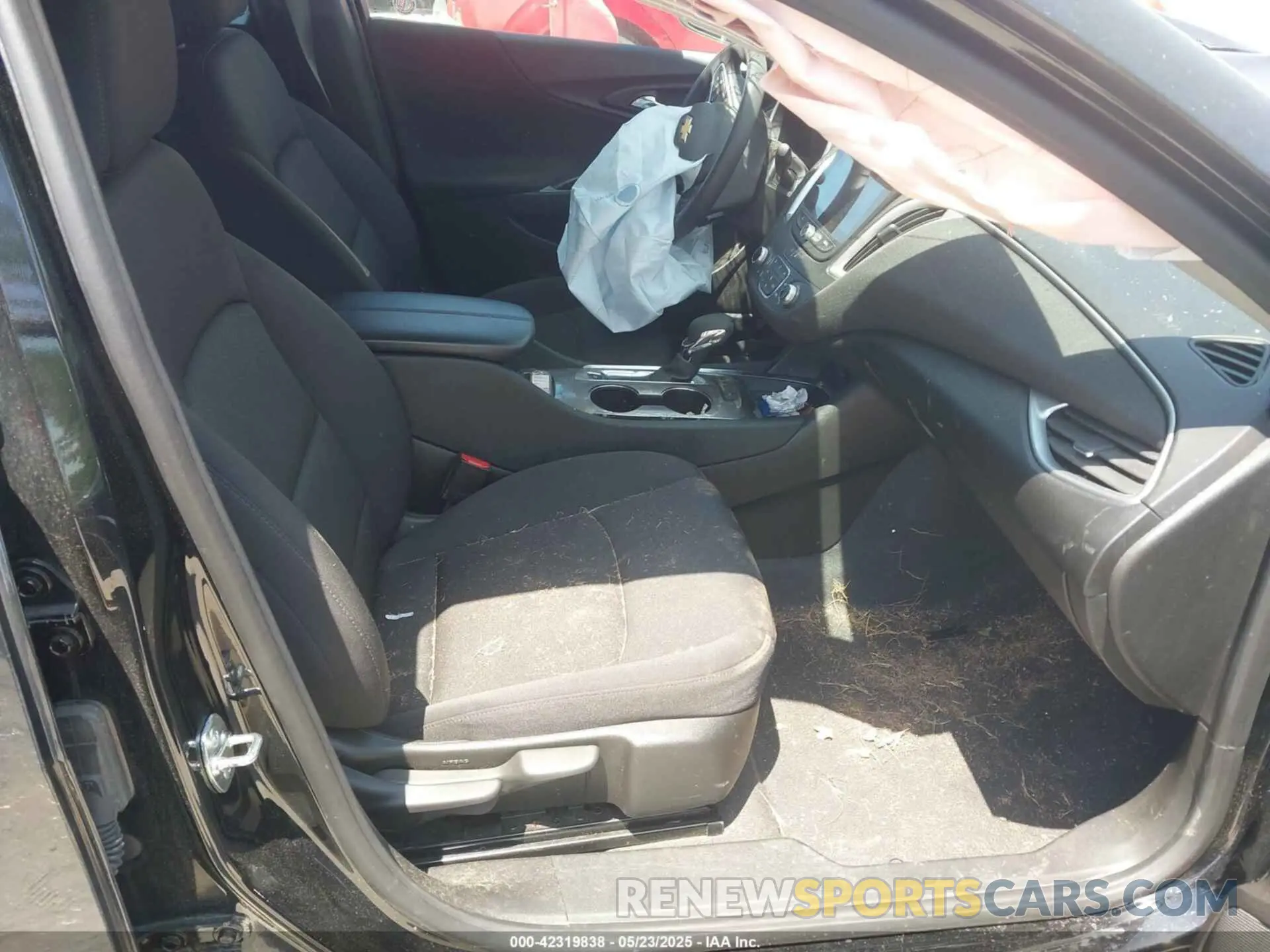 5 Photograph of a damaged car 1G1ZD5STXRF171129 CHEVROLET MALIBU 2024