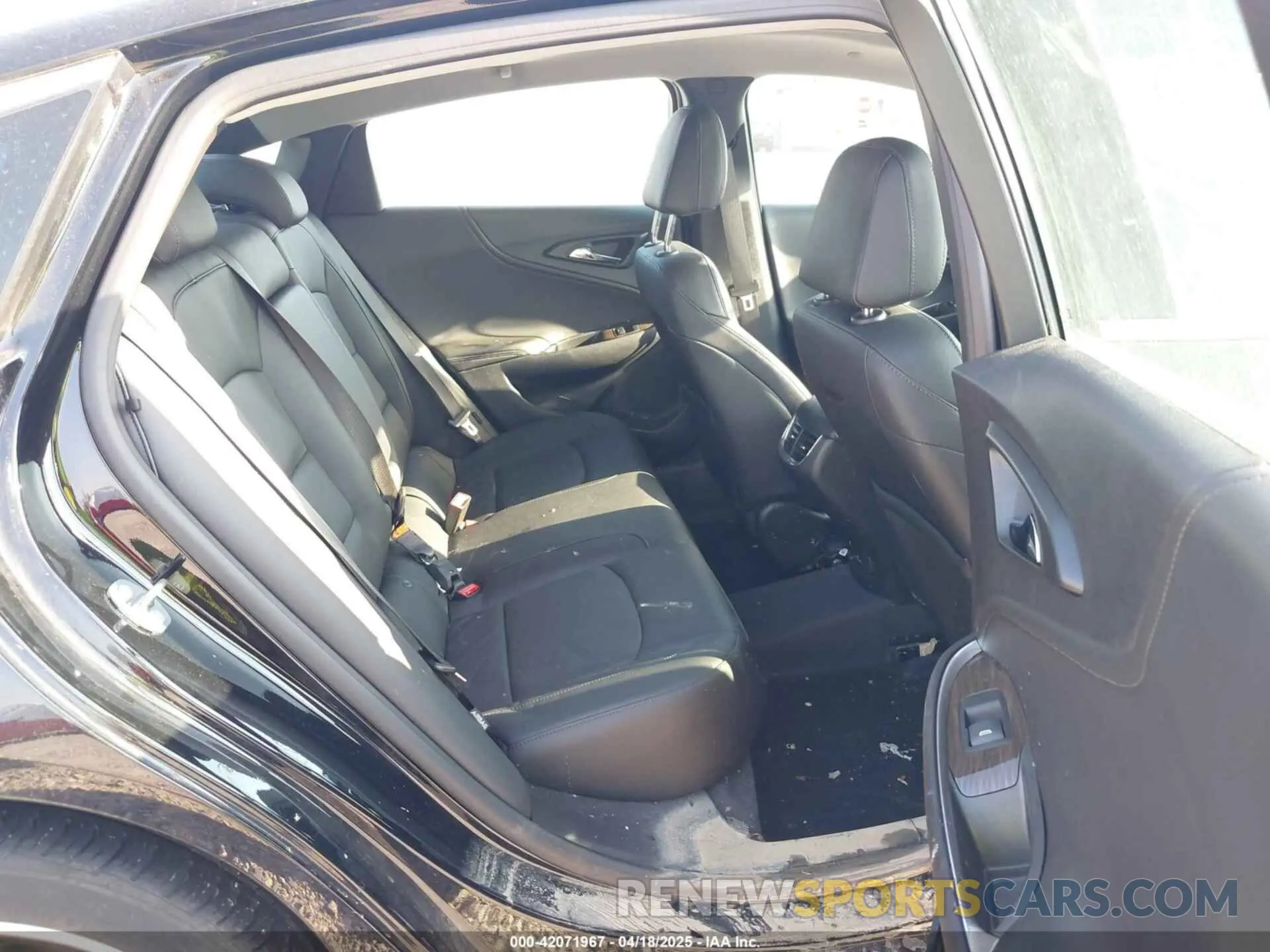 8 Photograph of a damaged car 1G1ZE5ST3RF118009 CHEVROLET MALIBU 2024