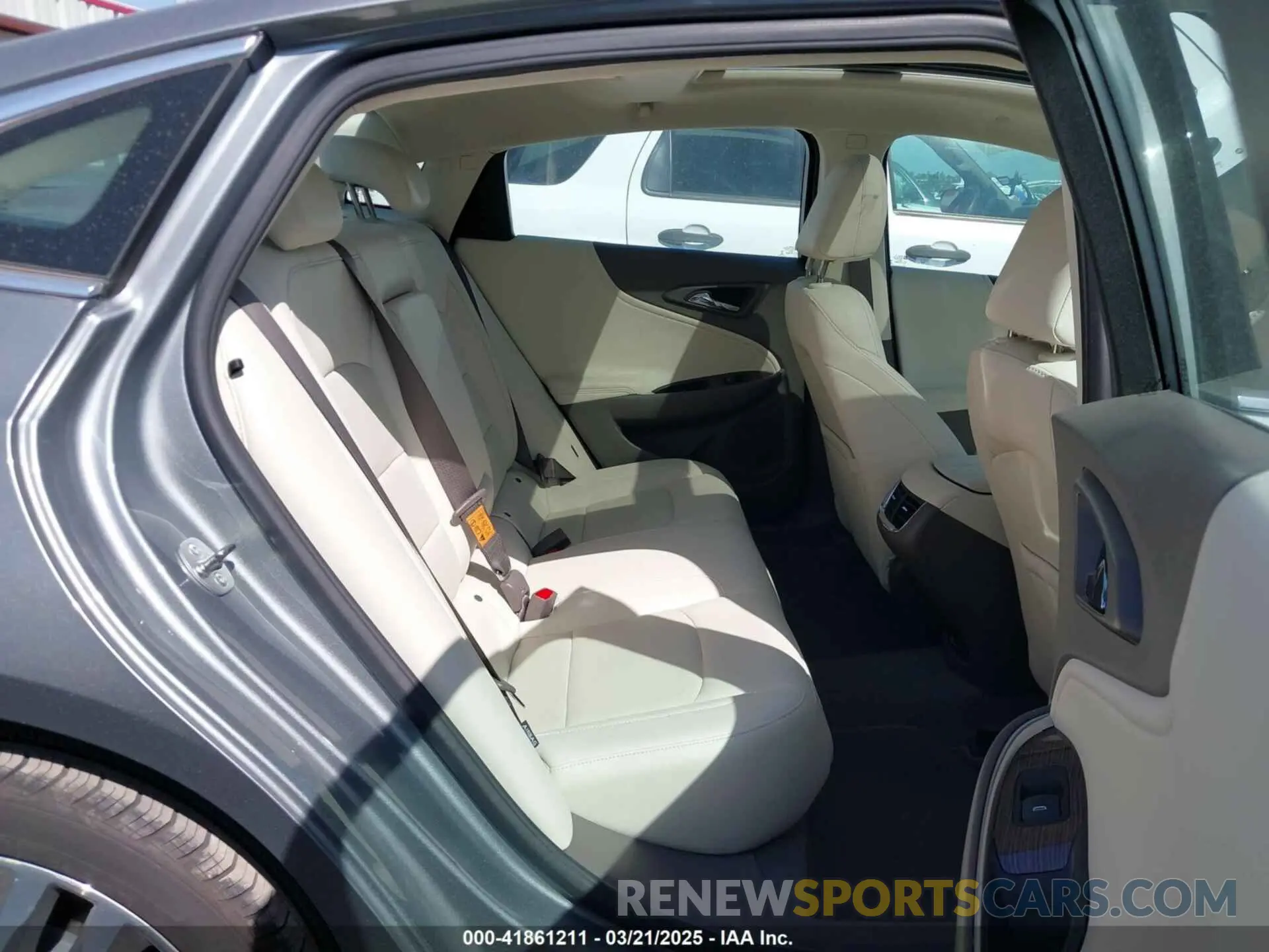8 Photograph of a damaged car 1G1ZE5ST7RF191254 CHEVROLET MALIBU 2024