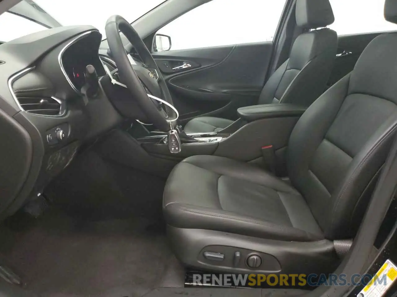 7 Photograph of a damaged car 1G1ZE5STXRF246330 CHEVROLET MALIBU 2024