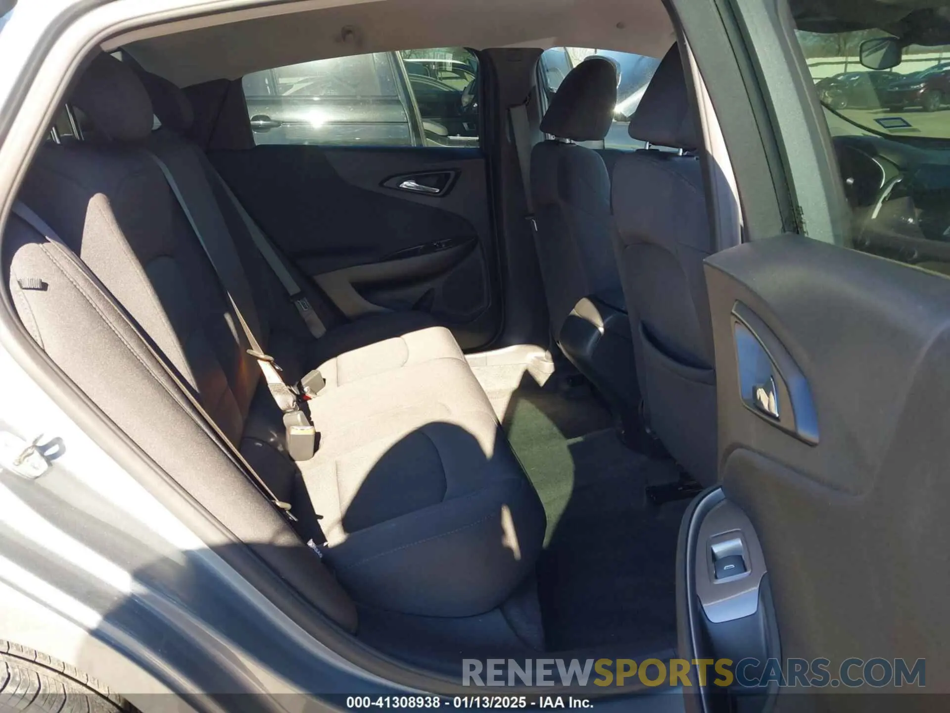8 Photograph of a damaged car 1G1ZG5ST0RF237758 CHEVROLET MALIBU 2024
