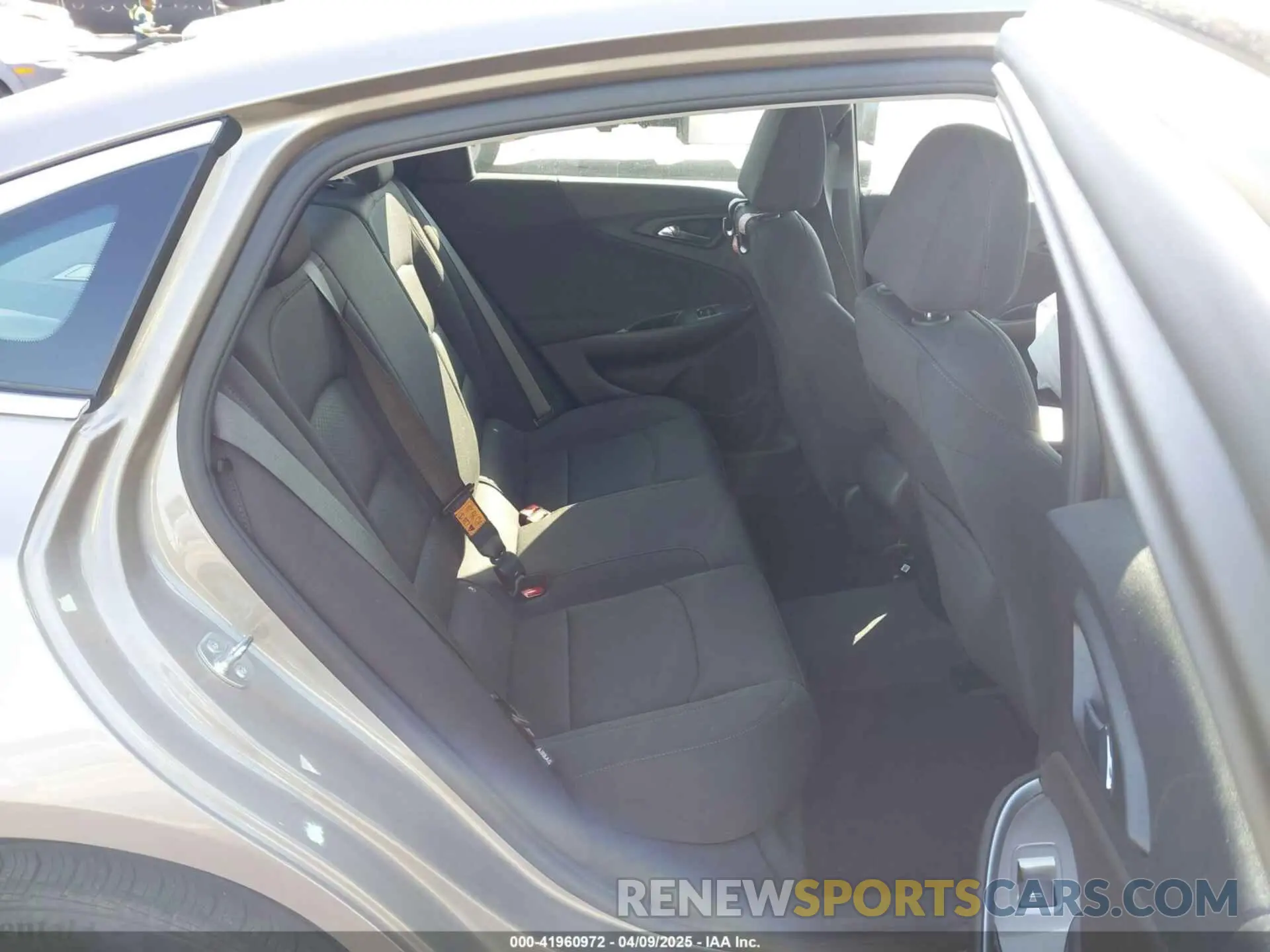 8 Photograph of a damaged car 1G1ZG5ST1RF177778 CHEVROLET MALIBU 2024