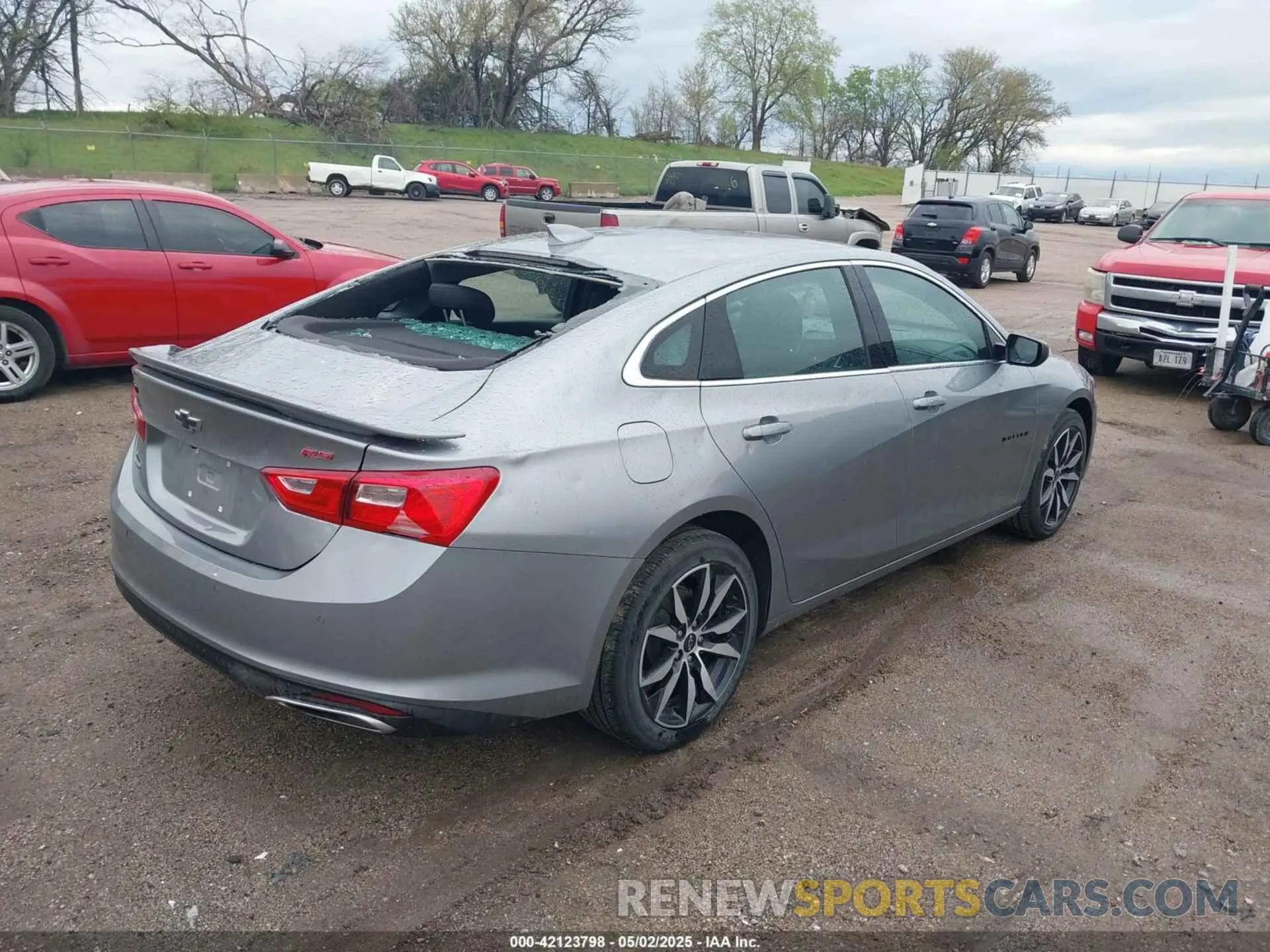 4 Photograph of a damaged car 1G1ZG5ST3RF146497 CHEVROLET MALIBU 2024