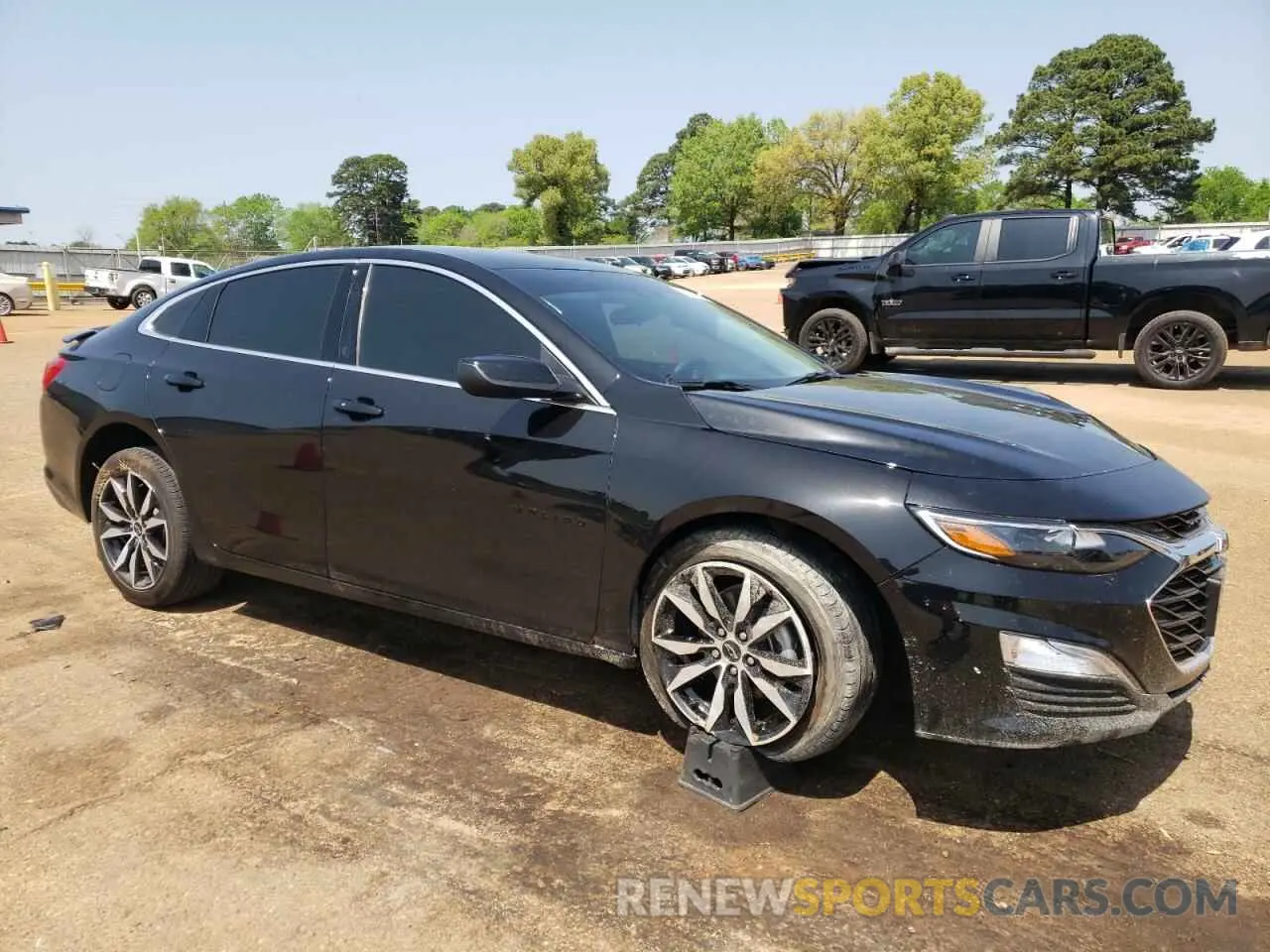 4 Photograph of a damaged car 1G1ZG5ST3RF186305 CHEVROLET MALIBU 2024