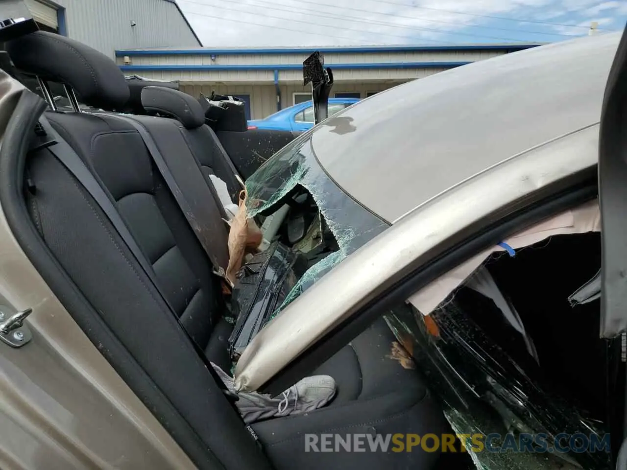 11 Photograph of a damaged car 1G1ZG5ST4RF190346 CHEVROLET MALIBU 2024