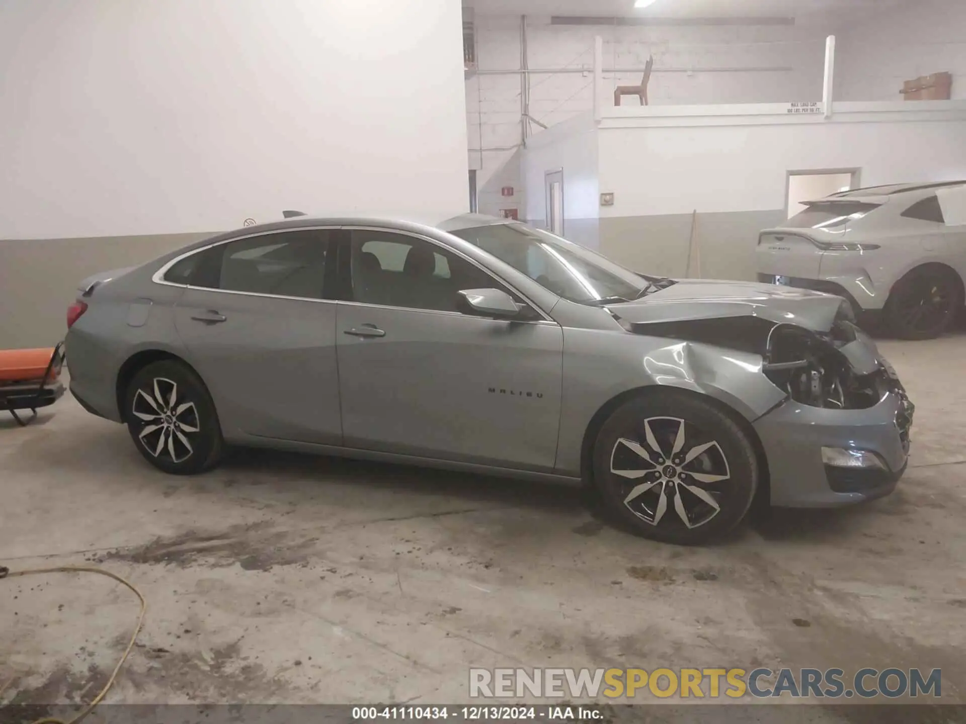14 Photograph of a damaged car 1G1ZG5ST5RF106504 CHEVROLET MALIBU 2024