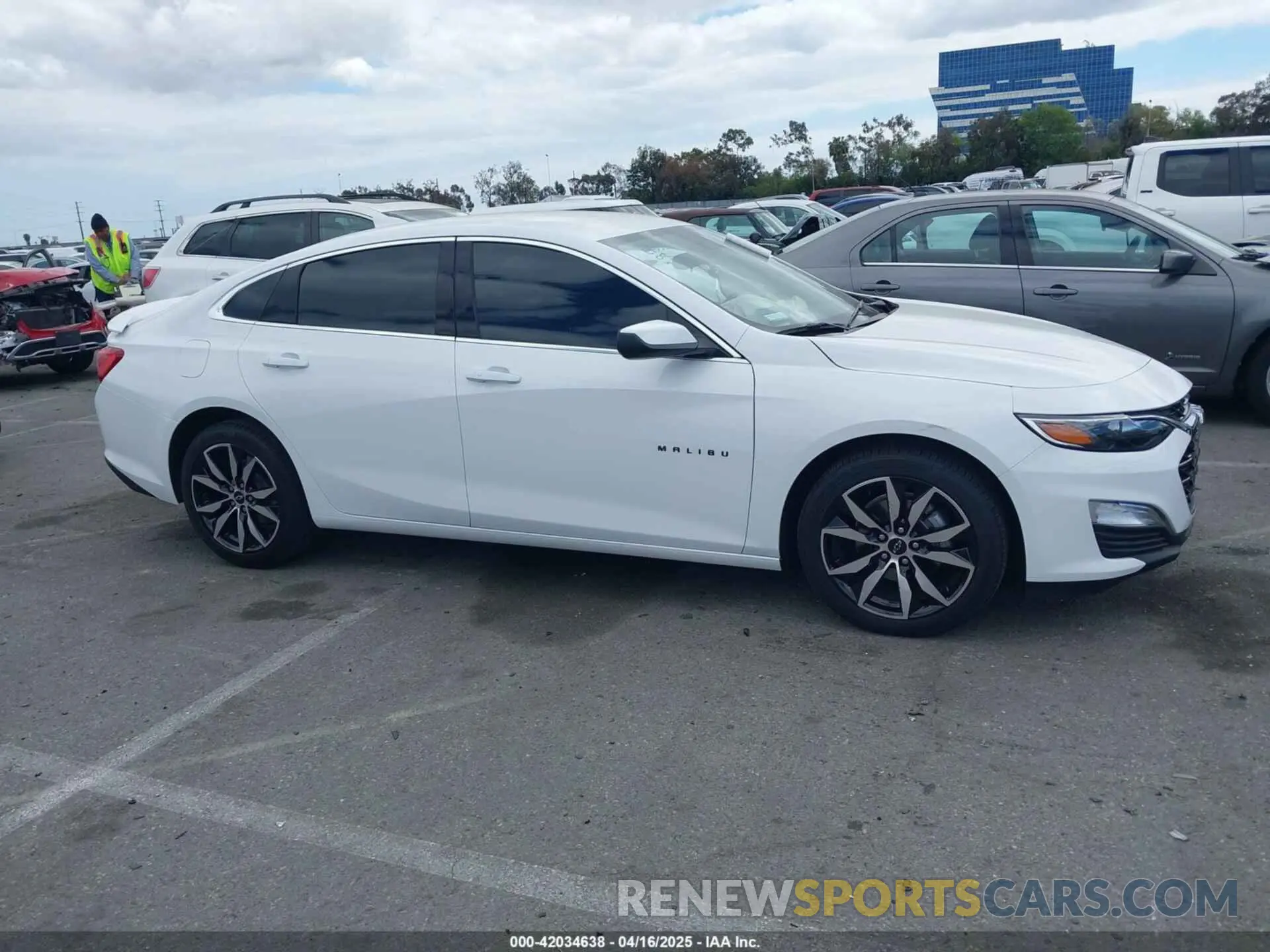 13 Photograph of a damaged car 1G1ZG5ST7RF235490 CHEVROLET MALIBU 2024