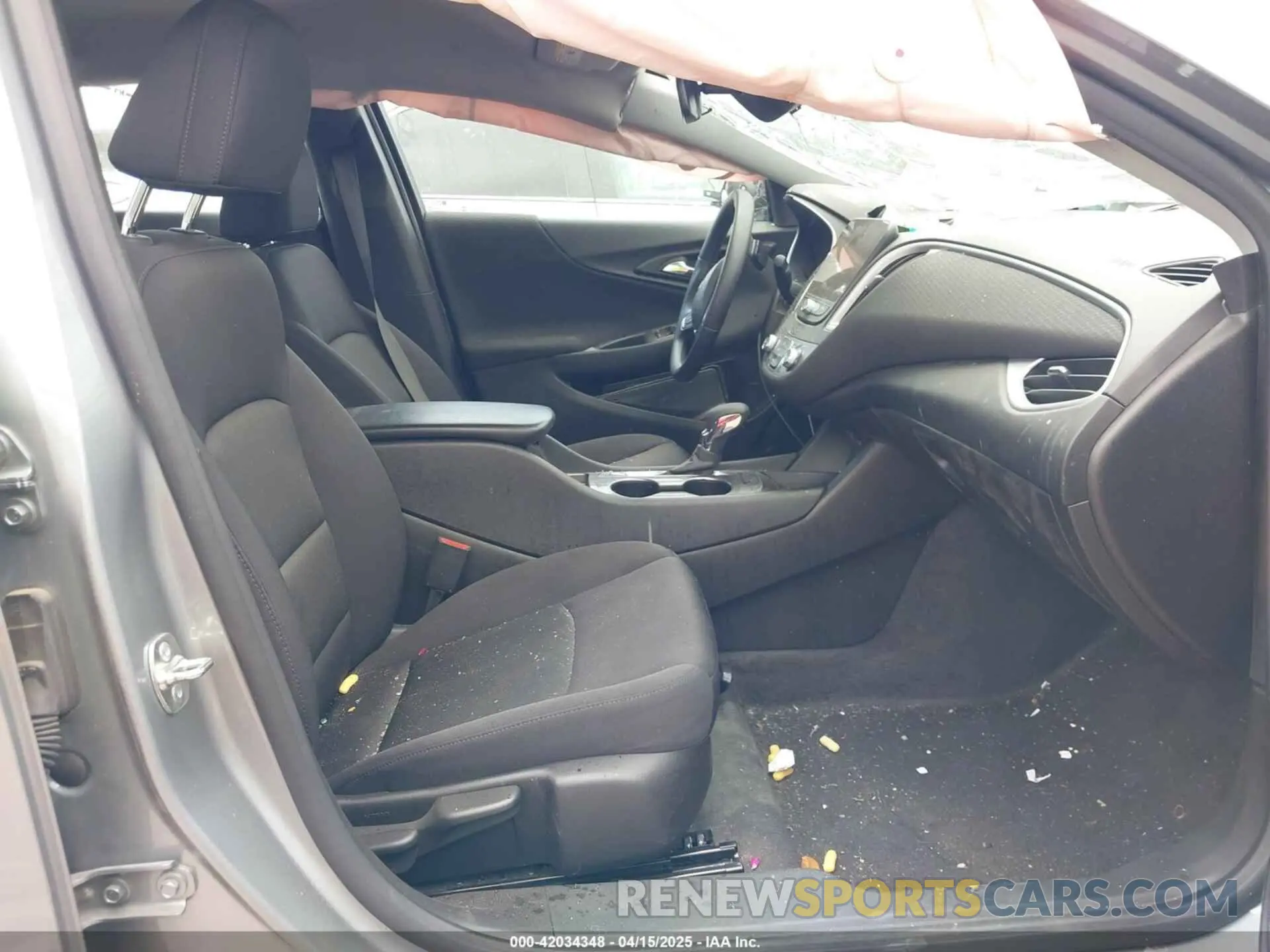 5 Photograph of a damaged car 1G1ZG5ST9RF155656 CHEVROLET MALIBU 2024