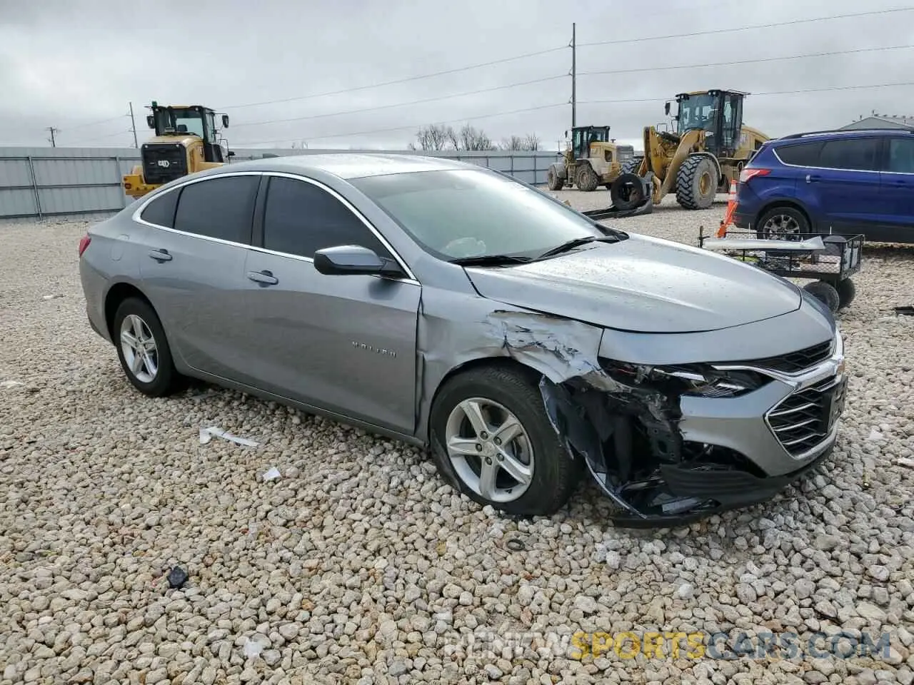 4 Photograph of a damaged car 1G1ZB5ST1SF100039 CHEVROLET MALIBU 2025