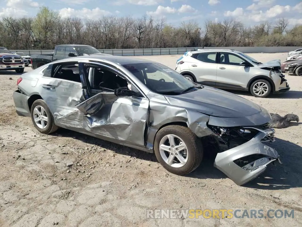 4 Photograph of a damaged car 1G1ZB5ST4SF117255 CHEVROLET MALIBU 2025