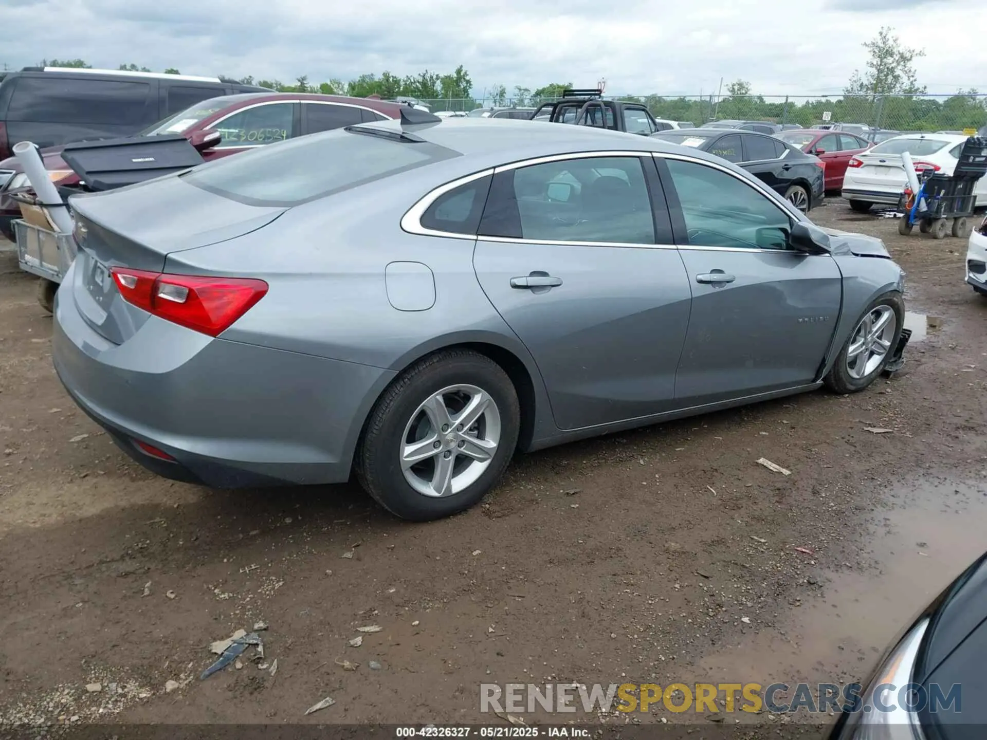 4 Photograph of a damaged car 1G1ZB5ST5SF101890 CHEVROLET MALIBU 2025
