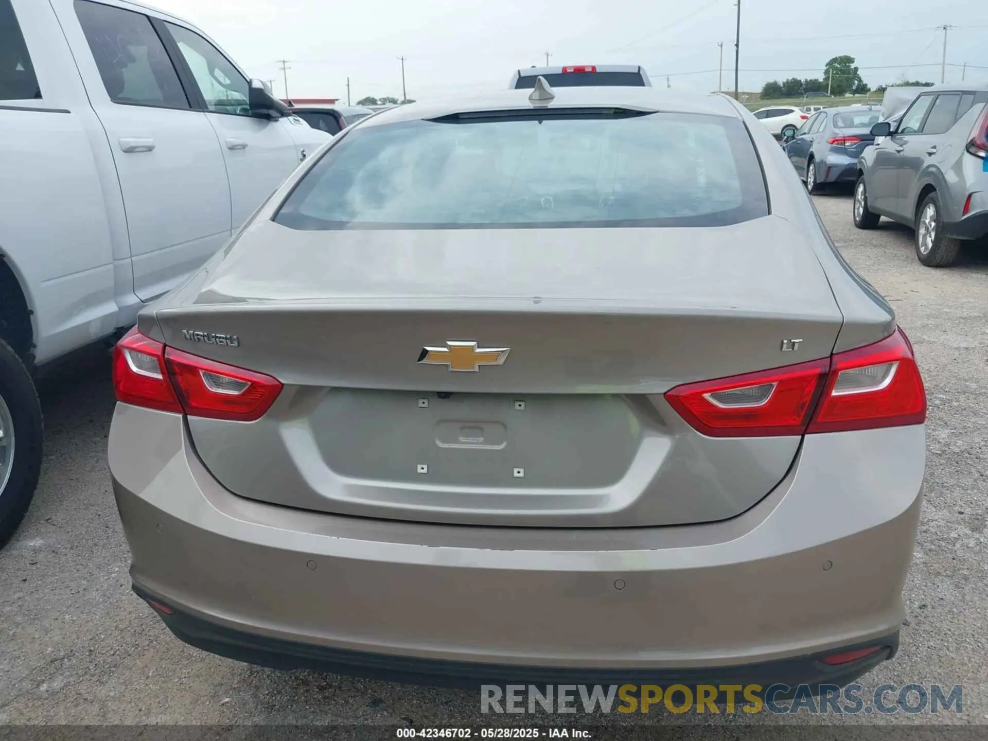 16 Photograph of a damaged car 1G1ZD5ST0SF115643 CHEVROLET MALIBU 2025