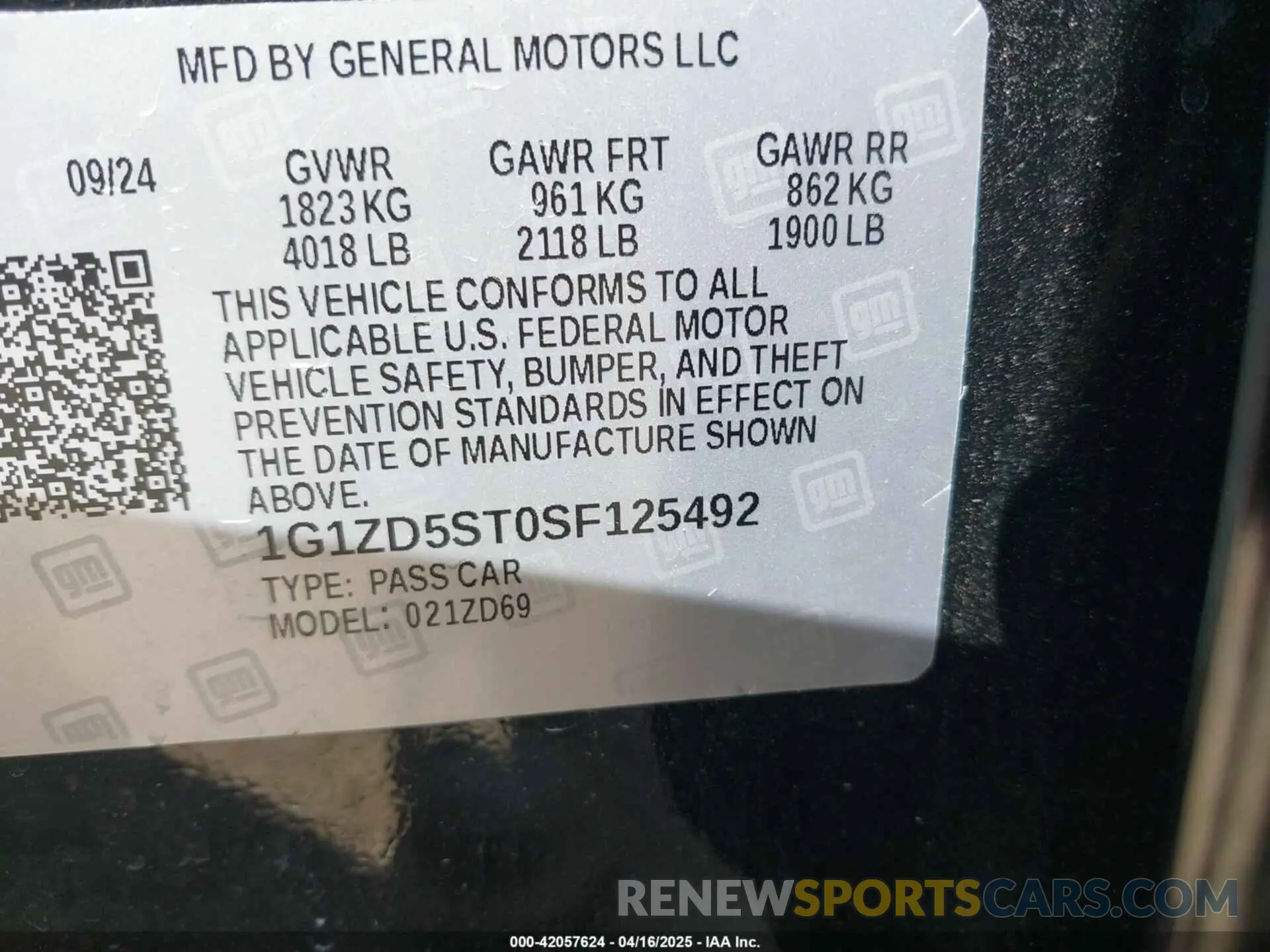 9 Photograph of a damaged car 1G1ZD5ST0SF125492 CHEVROLET MALIBU 2025