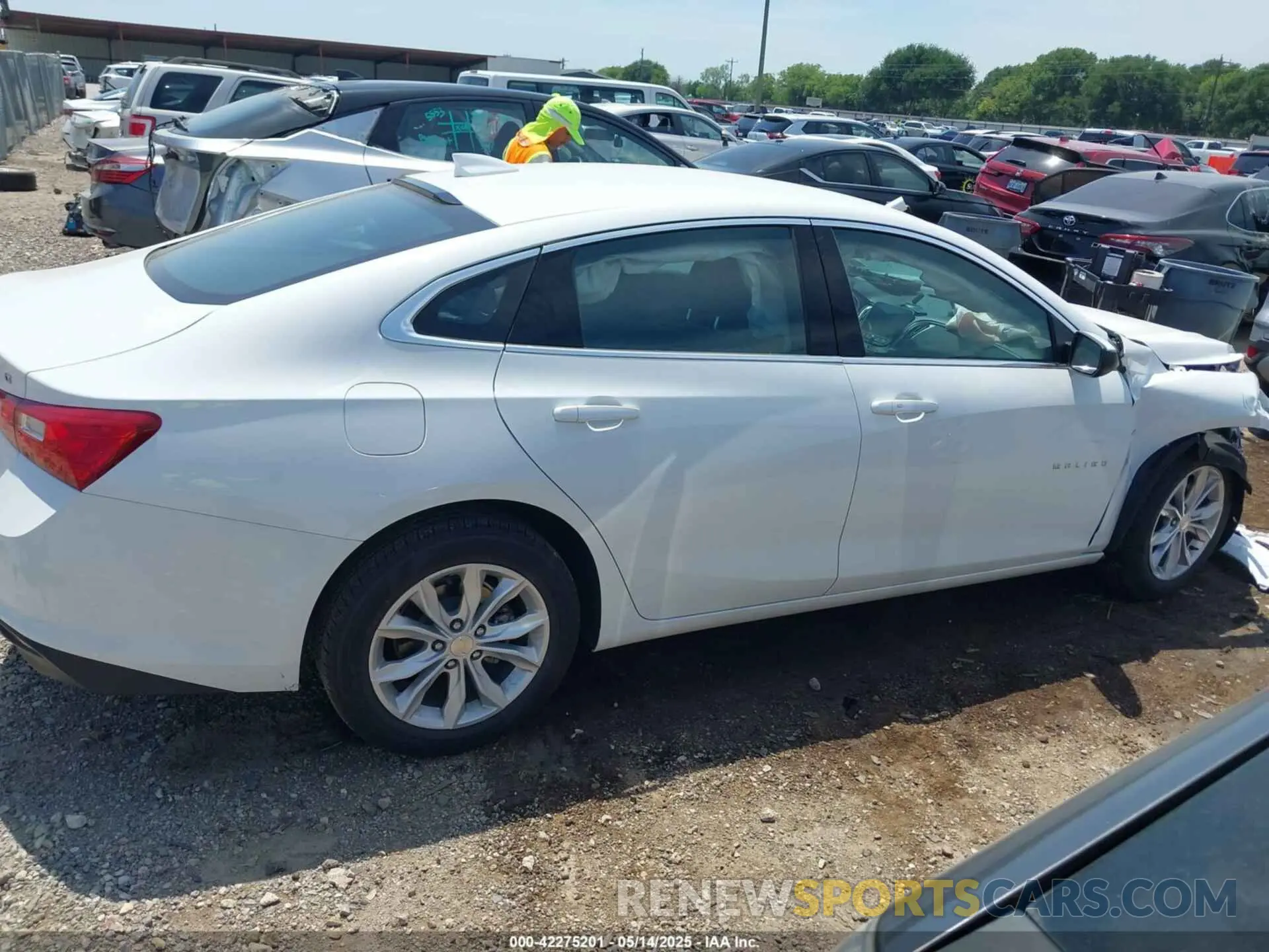 14 Photograph of a damaged car 1G1ZD5ST0SF127128 CHEVROLET MALIBU 2025