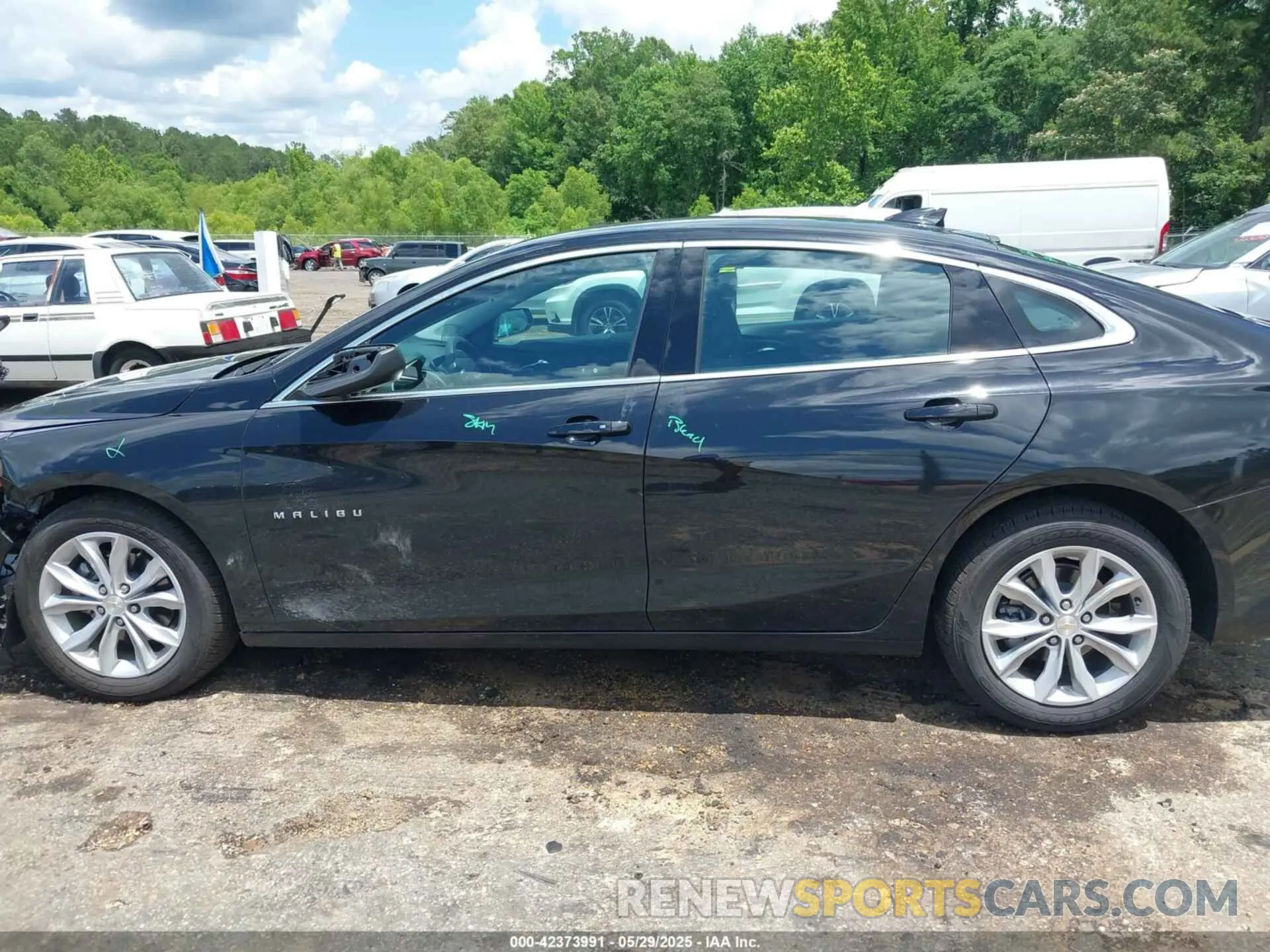 14 Photograph of a damaged car 1G1ZD5ST0SF152935 CHEVROLET MALIBU 2025