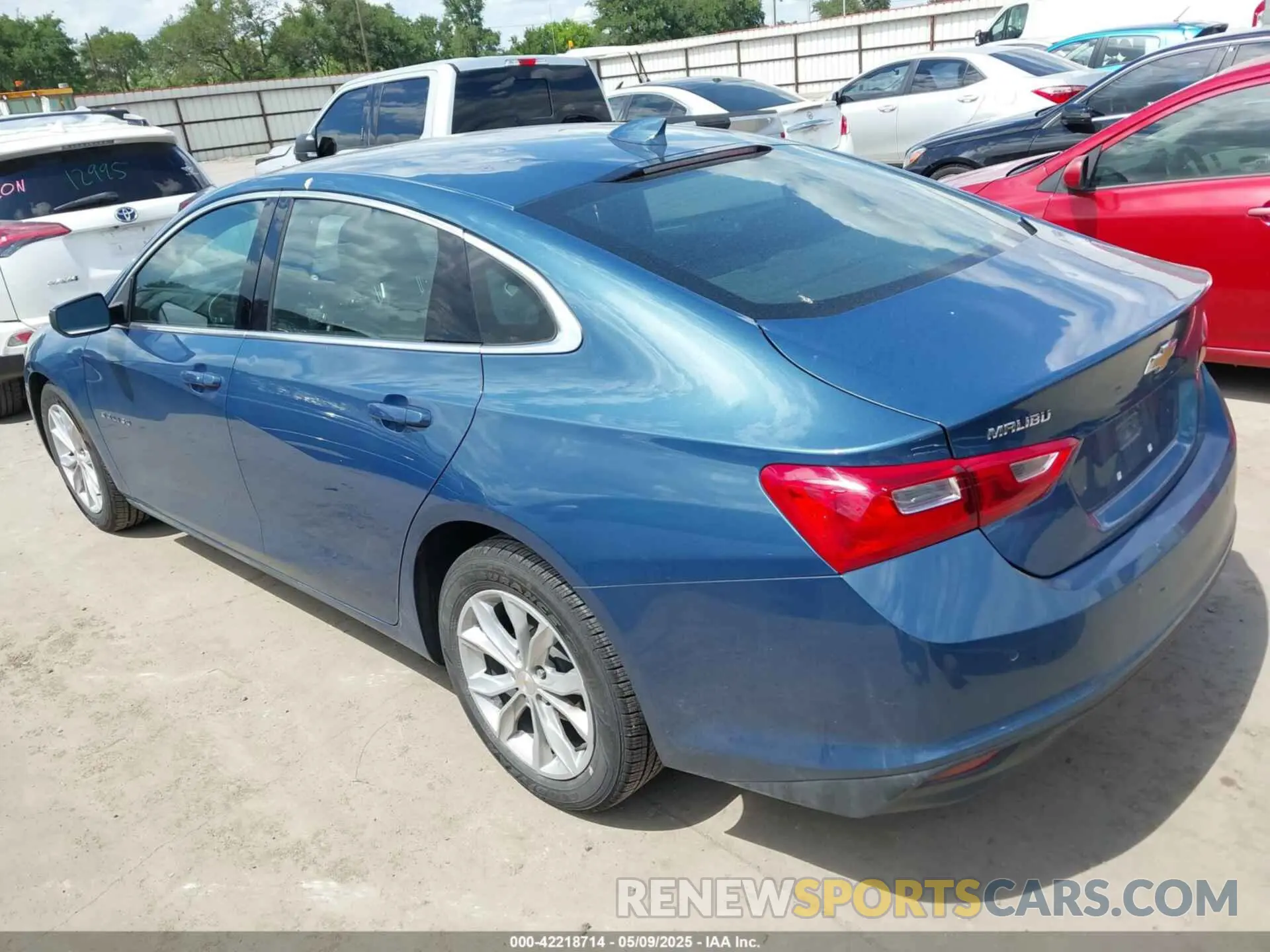 3 Photograph of a damaged car 1G1ZD5ST1SF111729 CHEVROLET MALIBU 2025