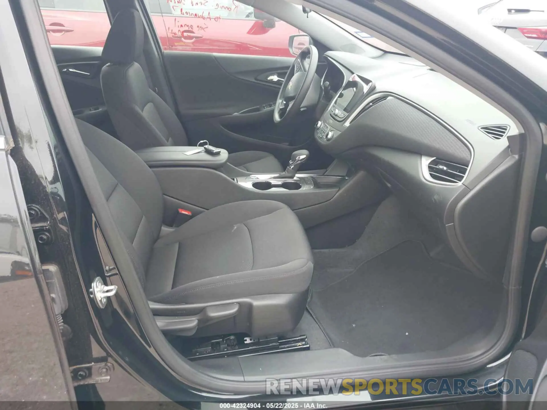 5 Photograph of a damaged car 1G1ZD5ST1SF143449 CHEVROLET MALIBU 2025