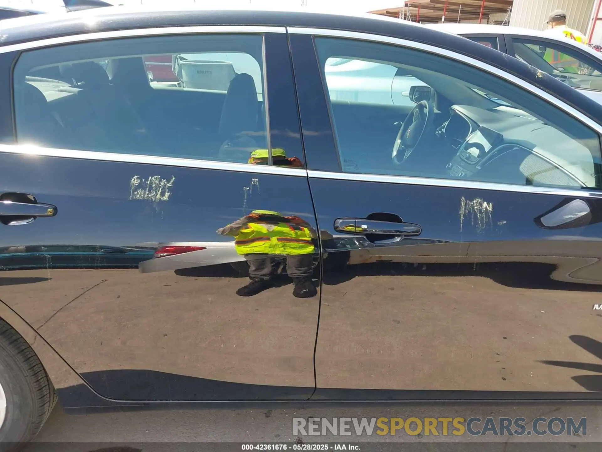 13 Photograph of a damaged car 1G1ZD5ST2SF118611 CHEVROLET MALIBU 2025
