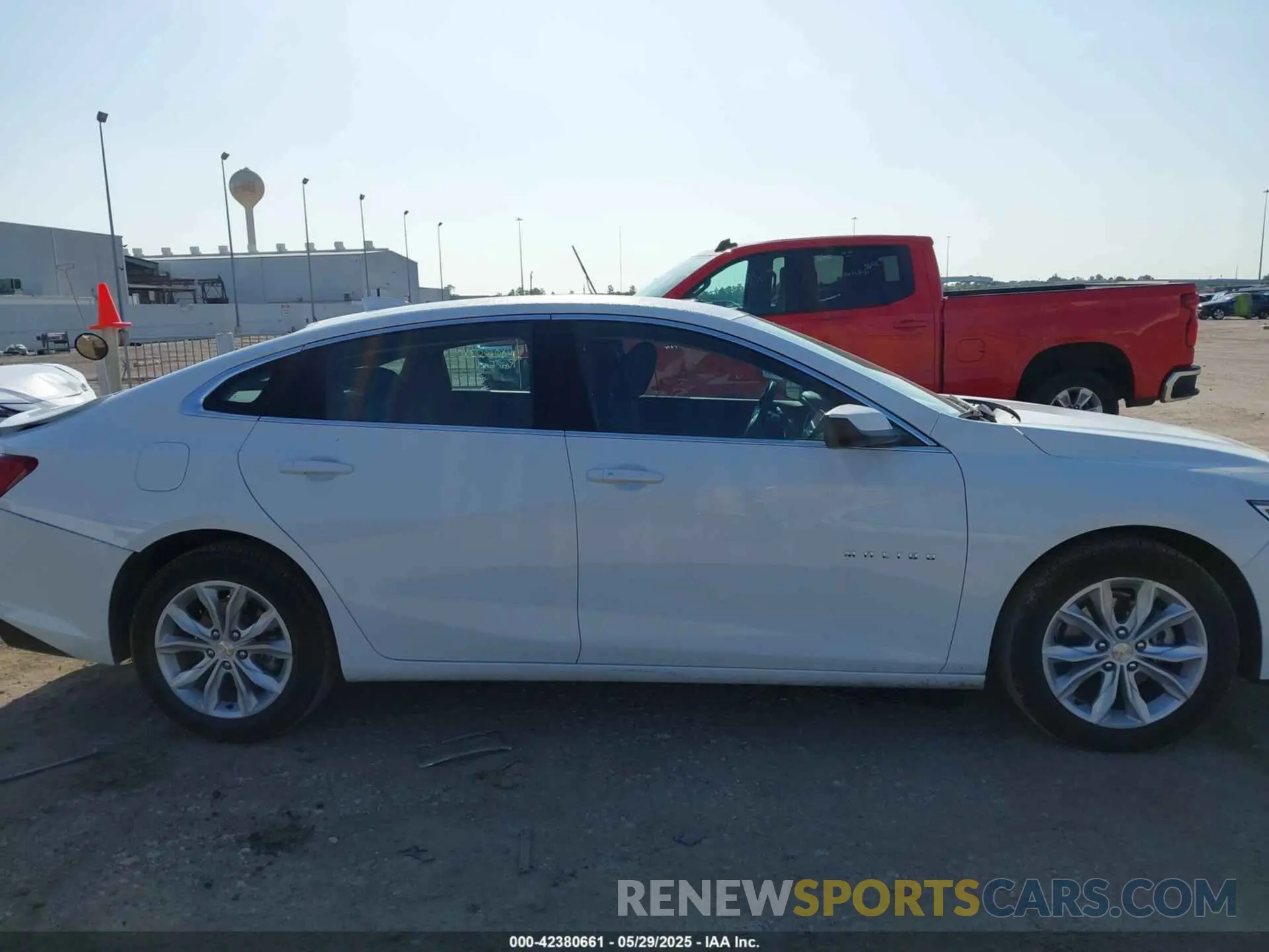 13 Photograph of a damaged car 1G1ZD5ST2SF121606 CHEVROLET MALIBU 2025