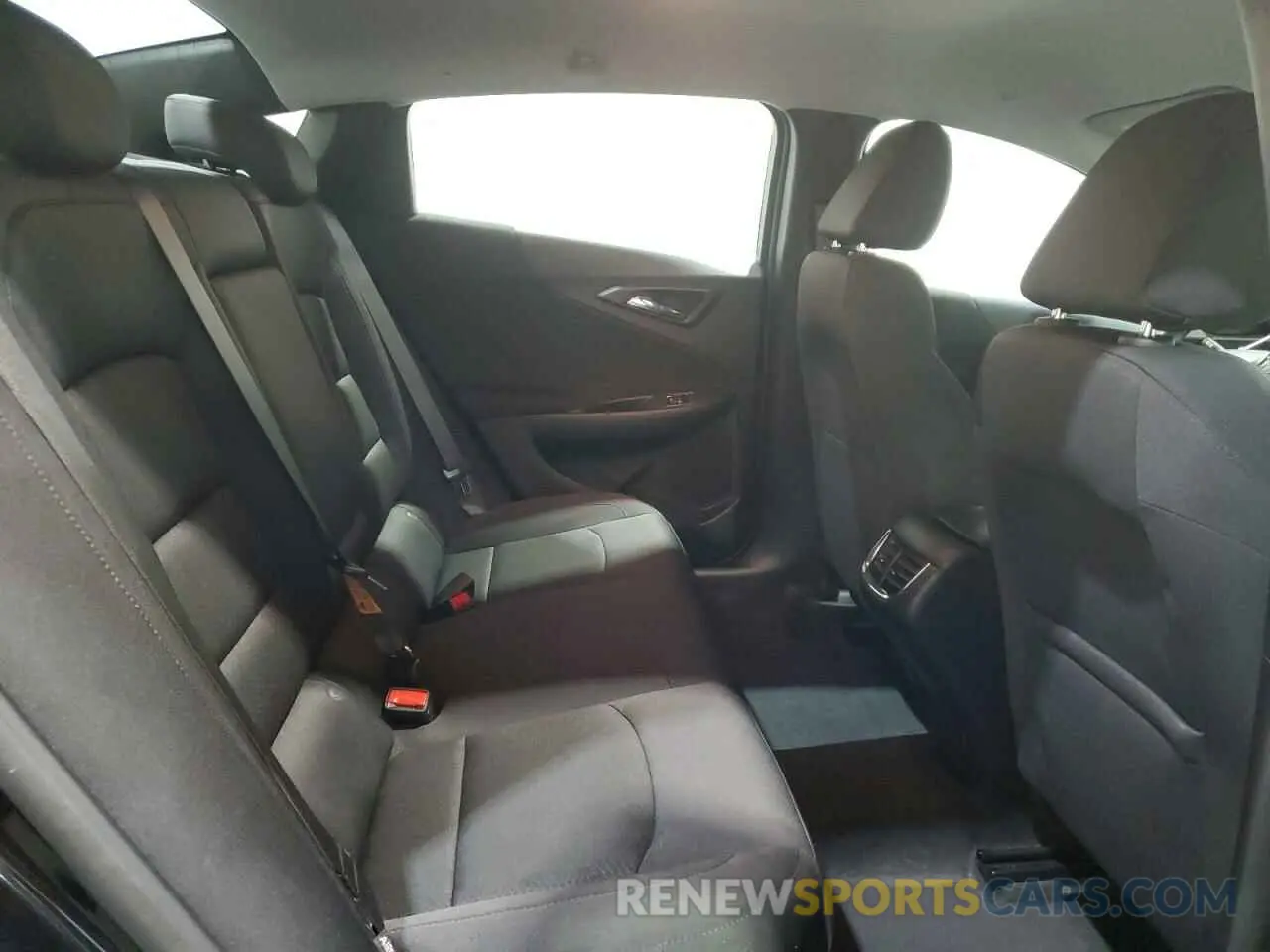 10 Photograph of a damaged car 1G1ZD5ST2SF128202 CHEVROLET MALIBU 2025