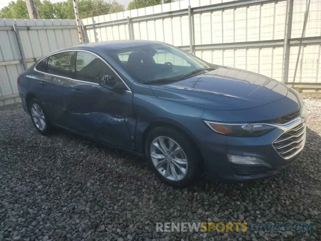 4 Photograph of a damaged car 1G1ZD5ST2SF140995 CHEVROLET MALIBU 2025