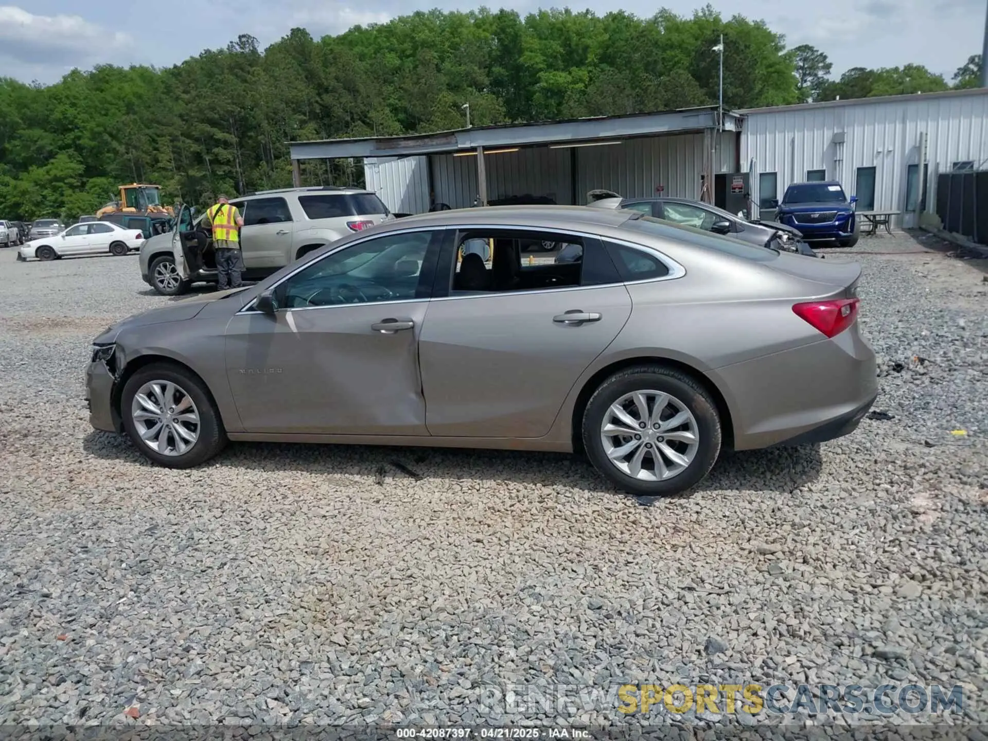 14 Photograph of a damaged car 1G1ZD5ST2SF148224 CHEVROLET MALIBU 2025